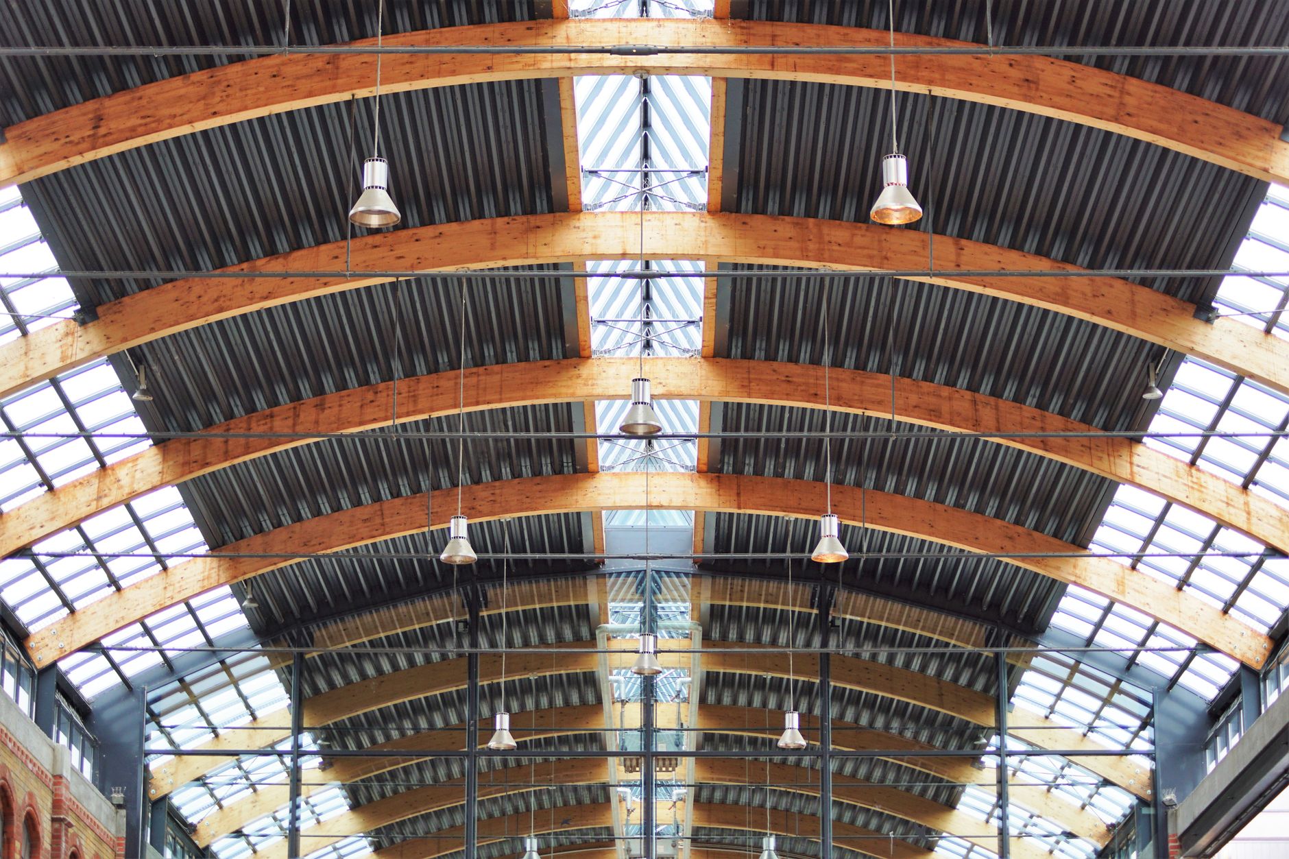 Industrial interior showing ceiling height and overhead structure that gantry layouts must clear.