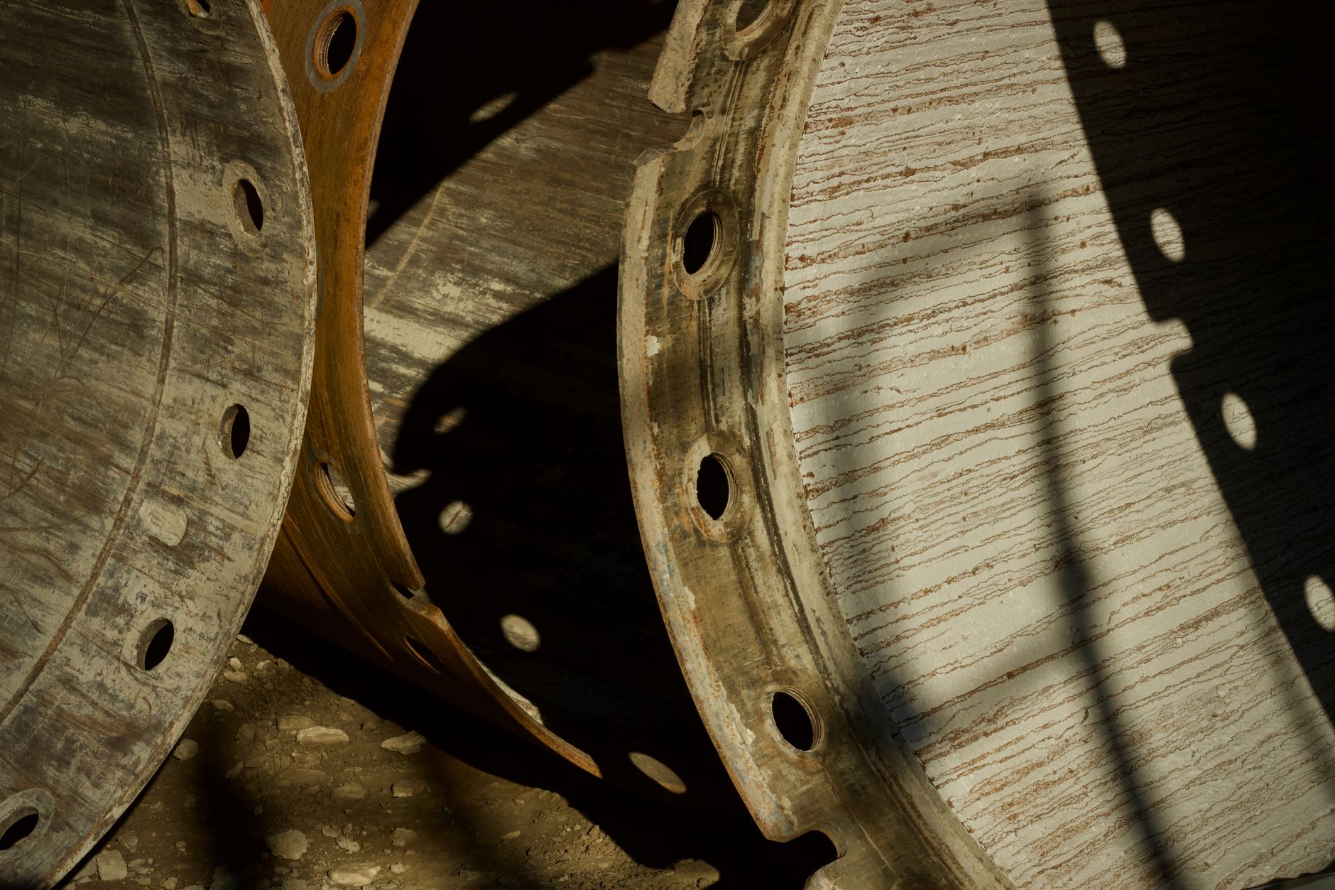 A close view of an industrial pipe flange with fixed edges that can serve as repeatable camera-framing anchors.