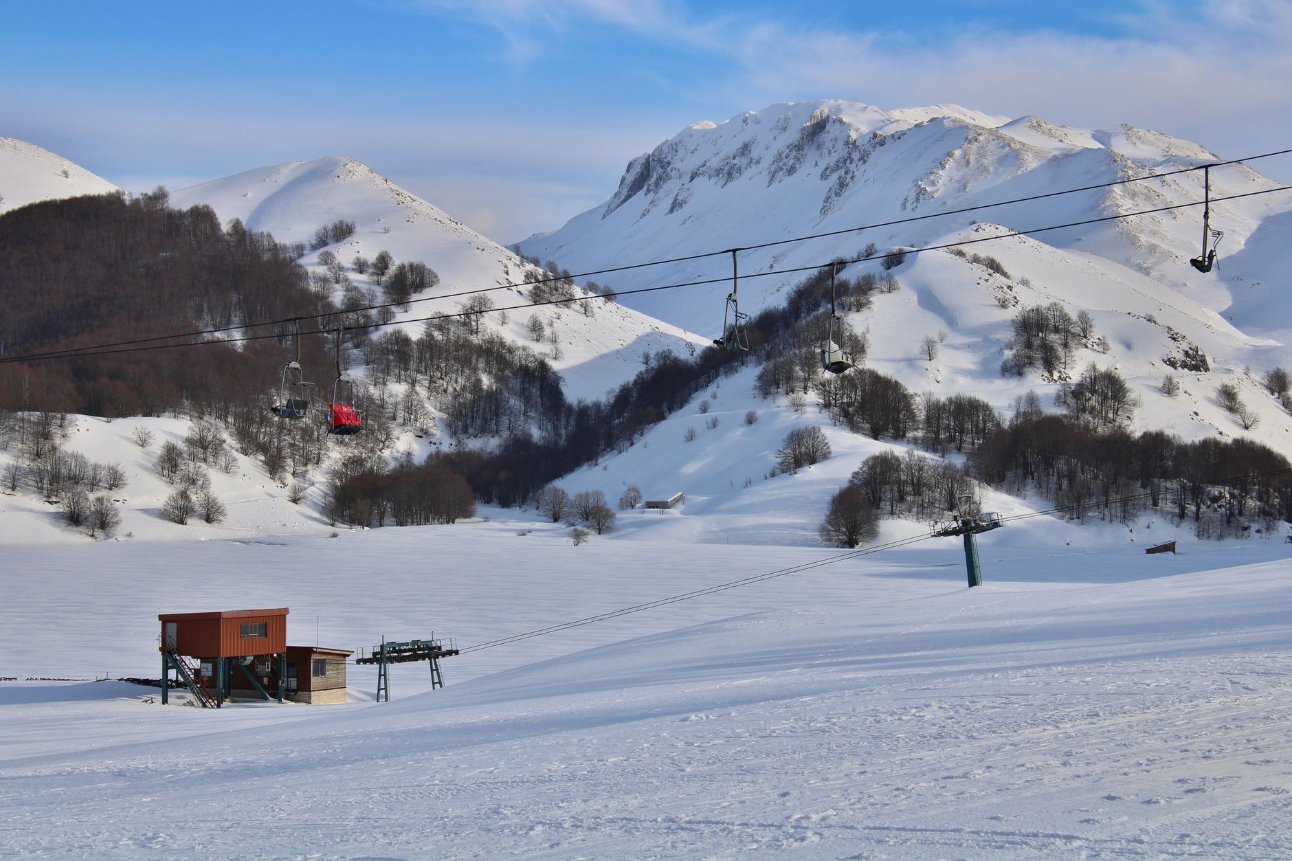 Quiet seasonal attraction grounds during closure, when robot storage and battery care matter.