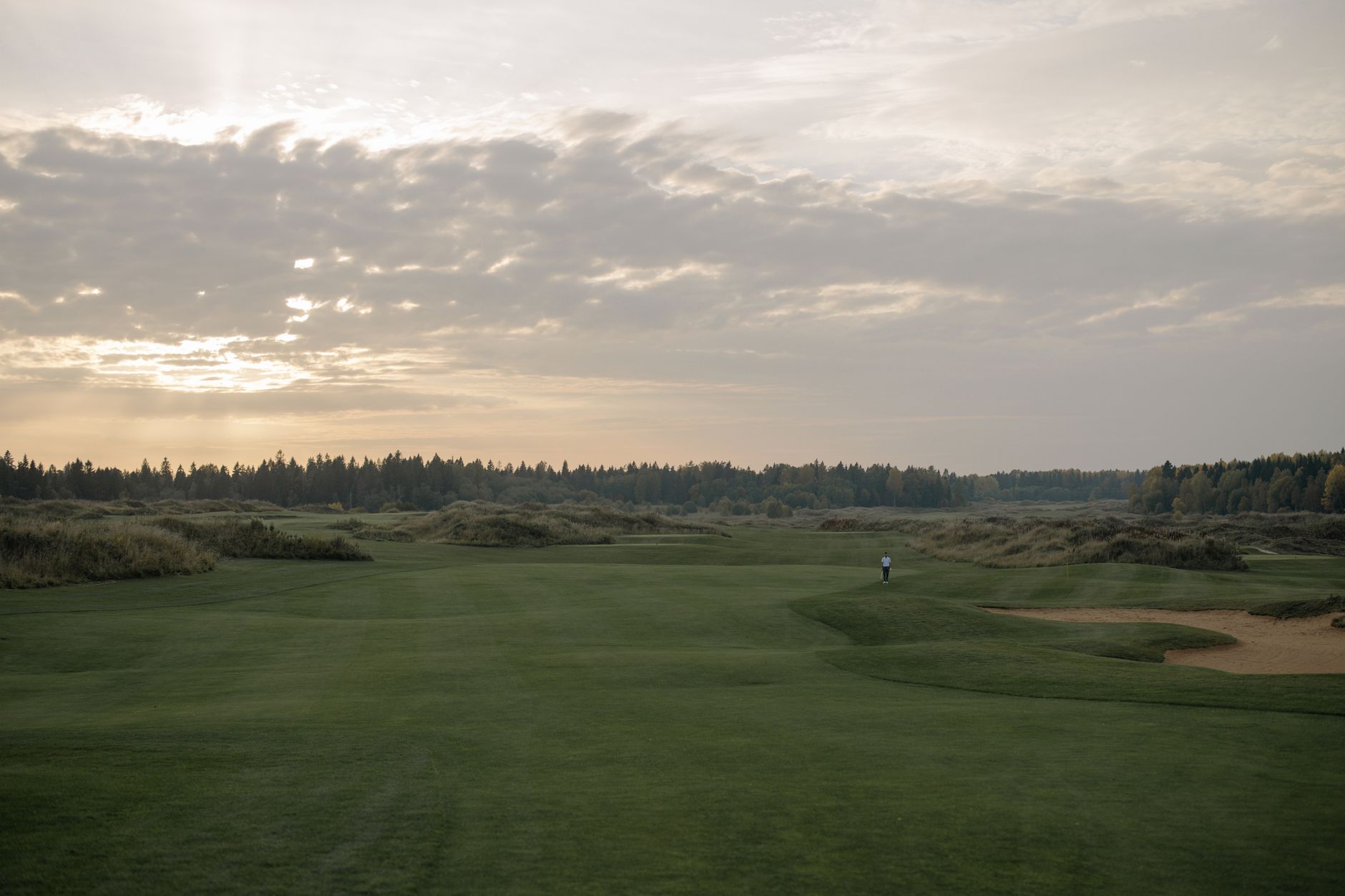 Quiet fairway after tournament play