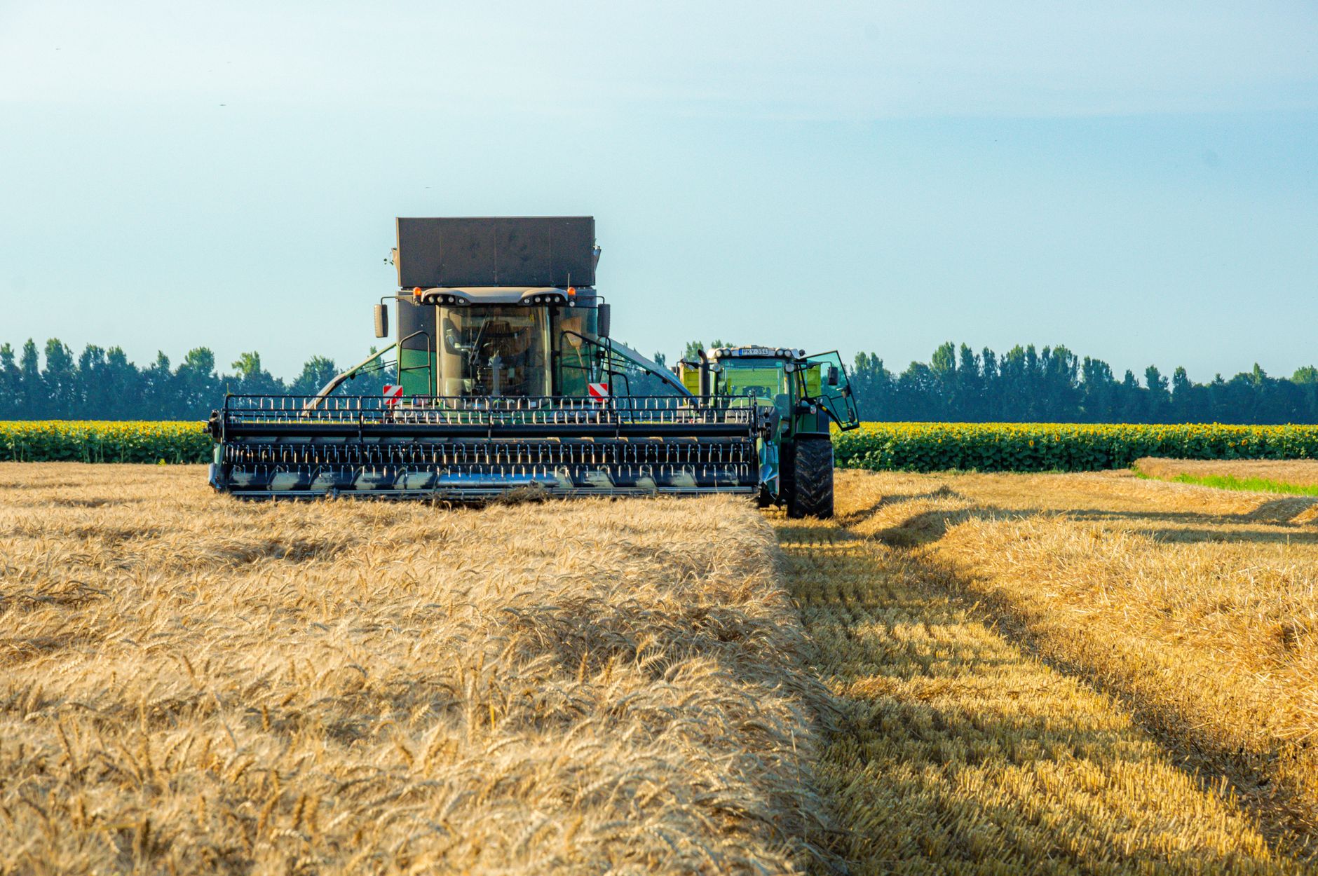 Wide grain fields like the sixteen-thousand-hectare Australian cropping operation in this autonomy case.
