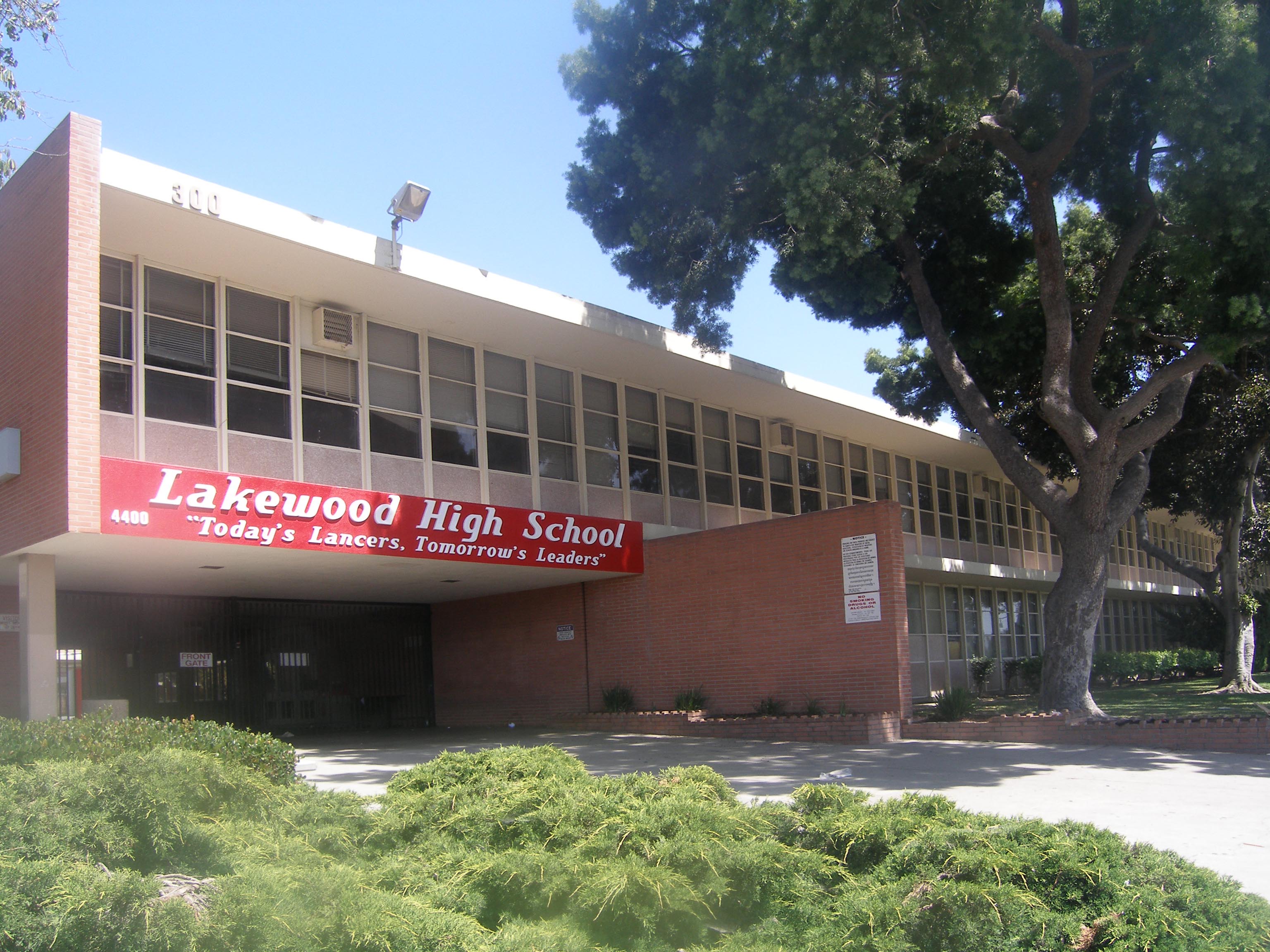 Cleaning robots lakewood - Lakewood, CA