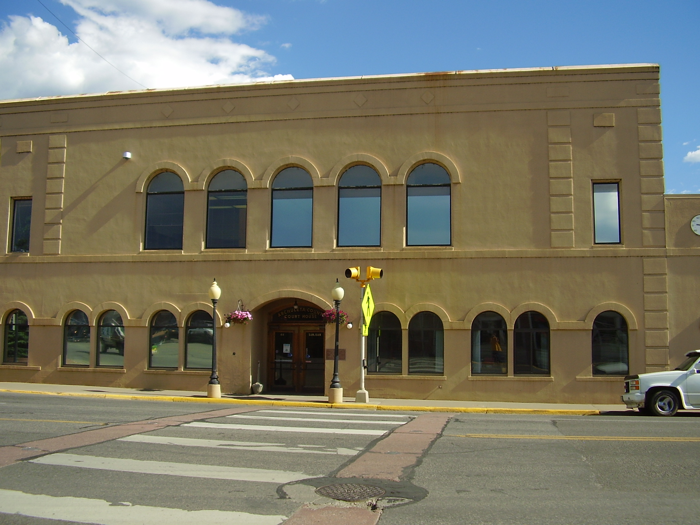 Material handling archuleta - Archuleta, CO