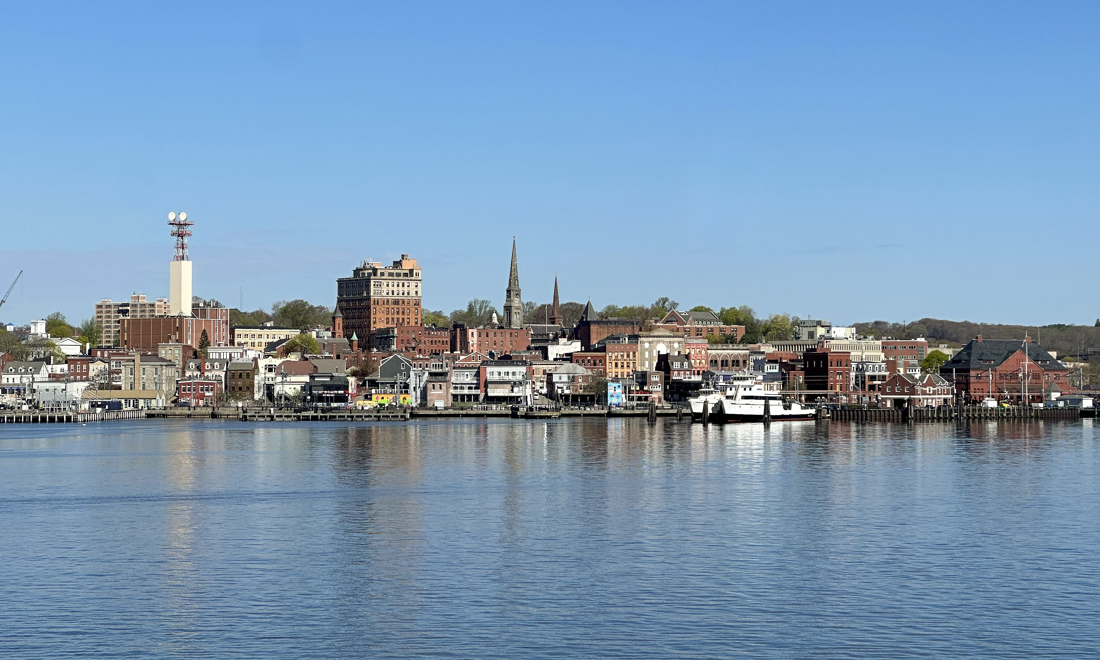 Material handling new london - New London, CT