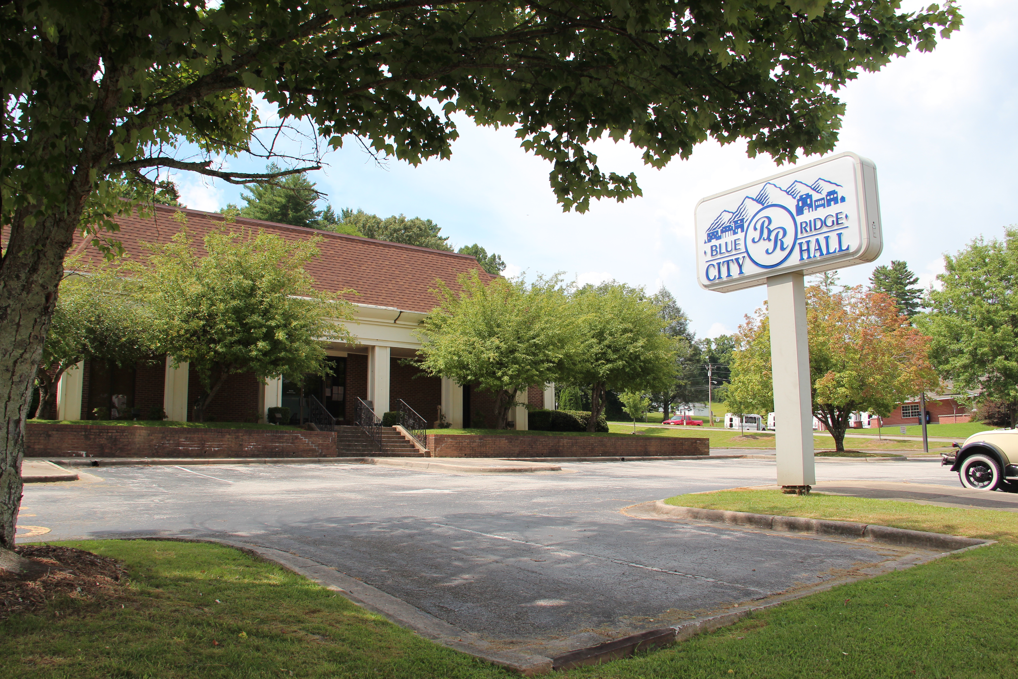 Commercial robots blue ridge - Blue Ridge, GA