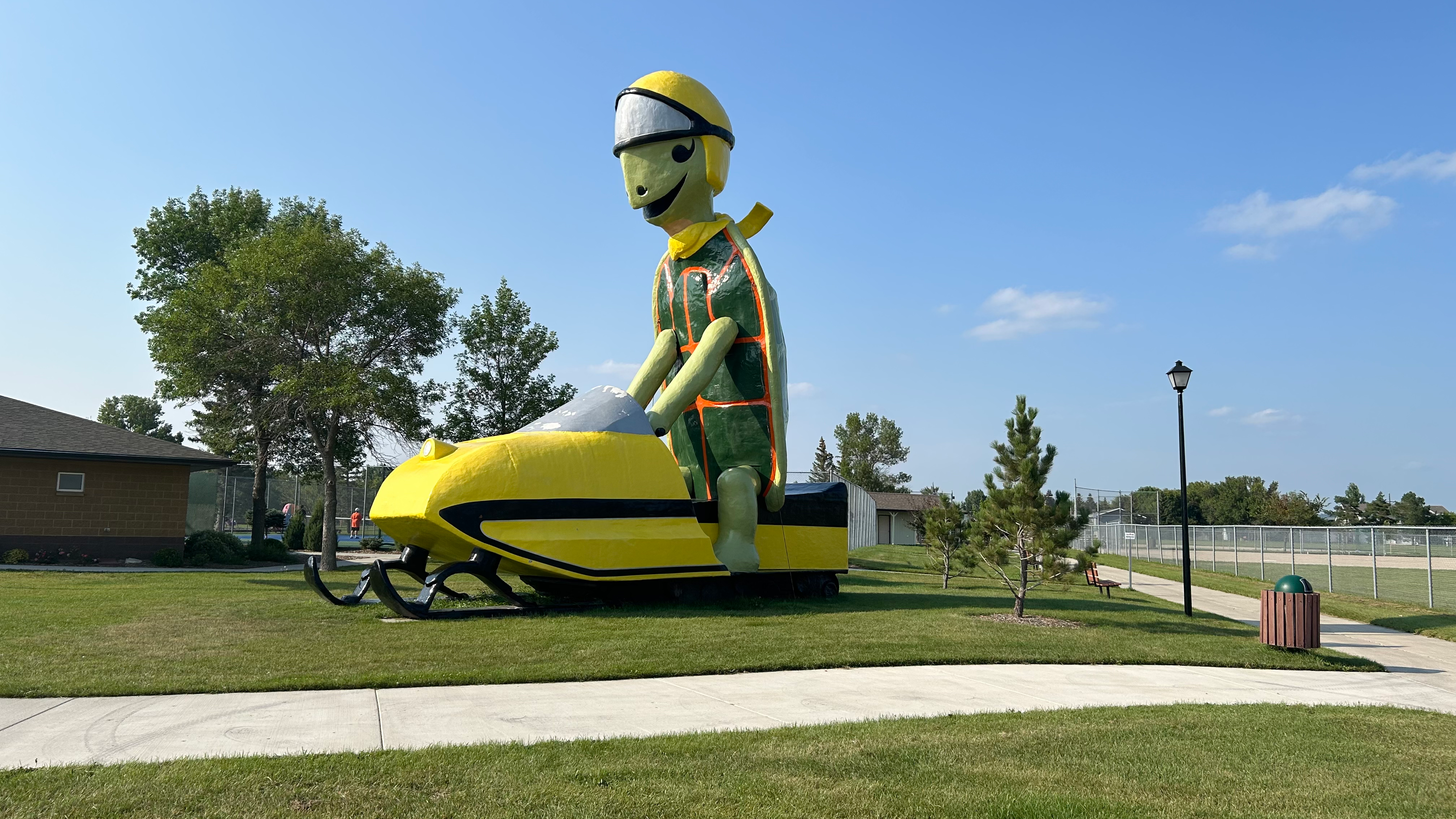 Commercial robots bottineau - Bottineau, ND