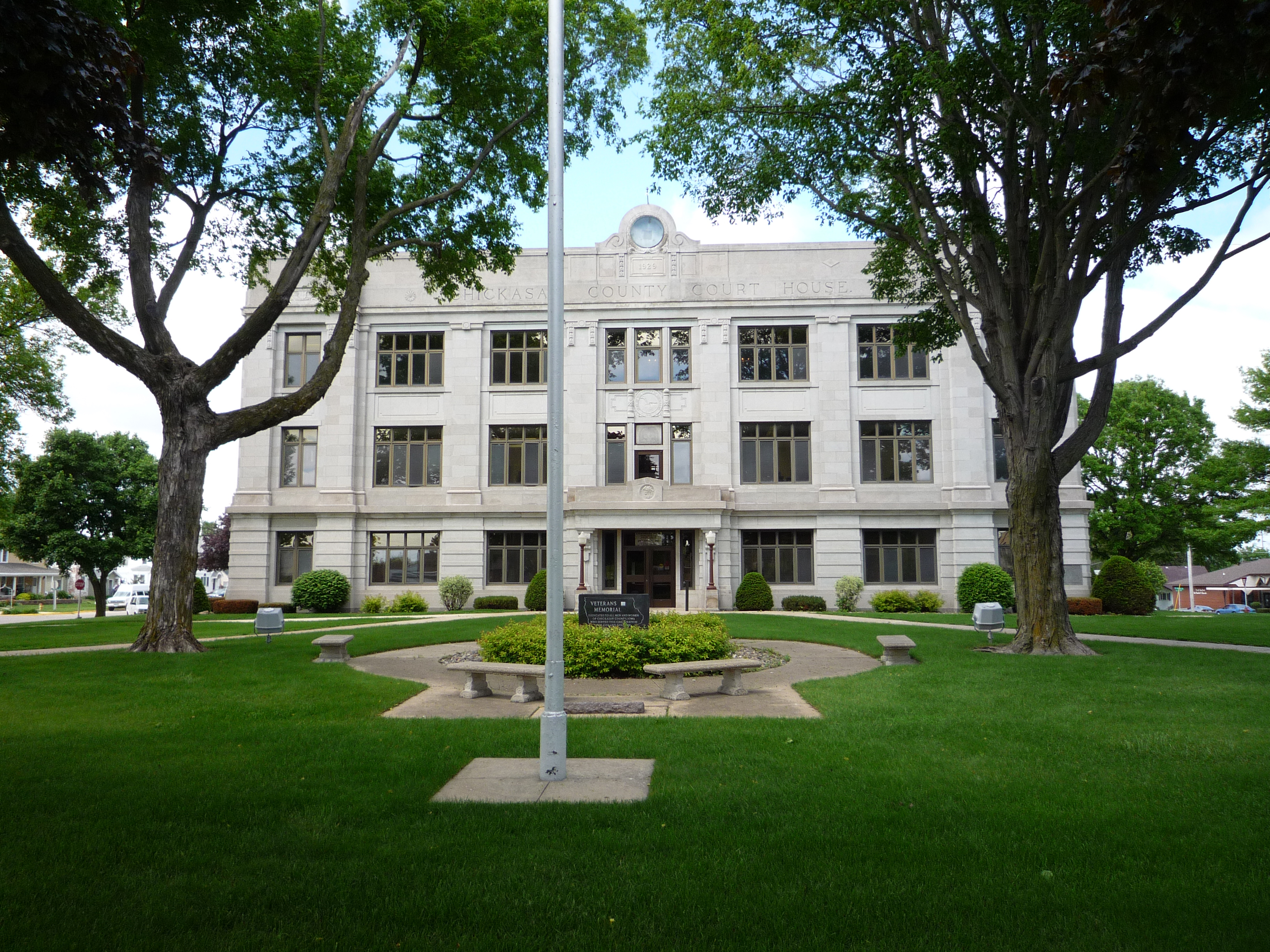 Commercial robots chickasaw - Chickasaw, IA