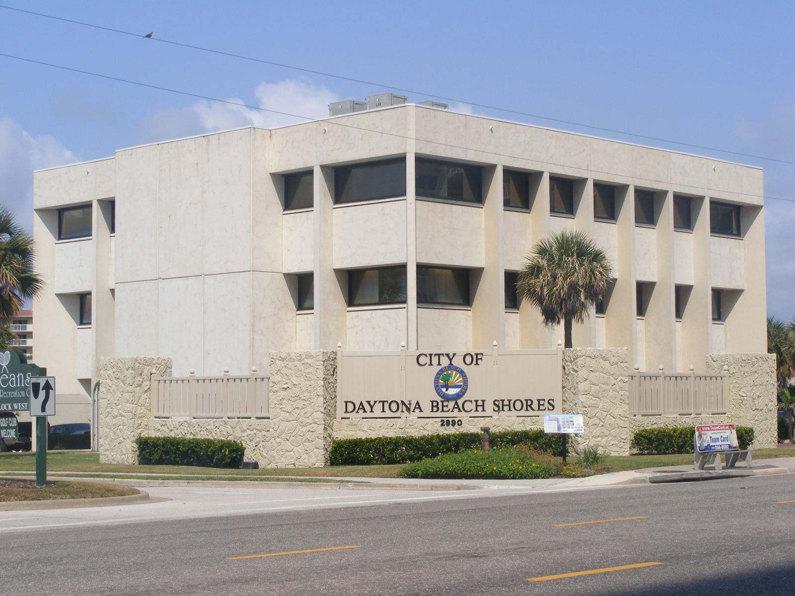Commercial robots daytona beach shores - Daytona Beach Shores, FL