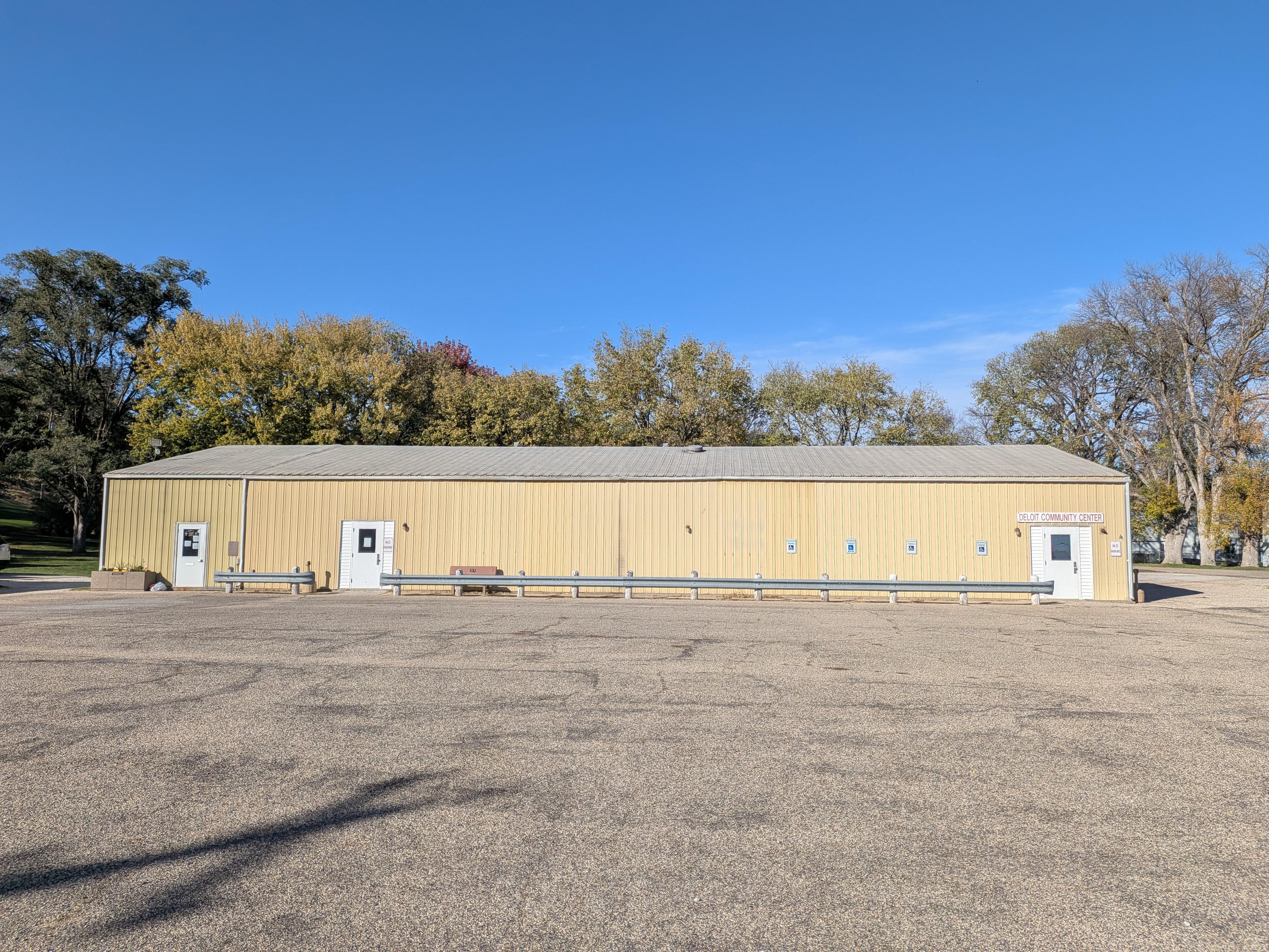 Commercial robots deloit - Deloit, IA