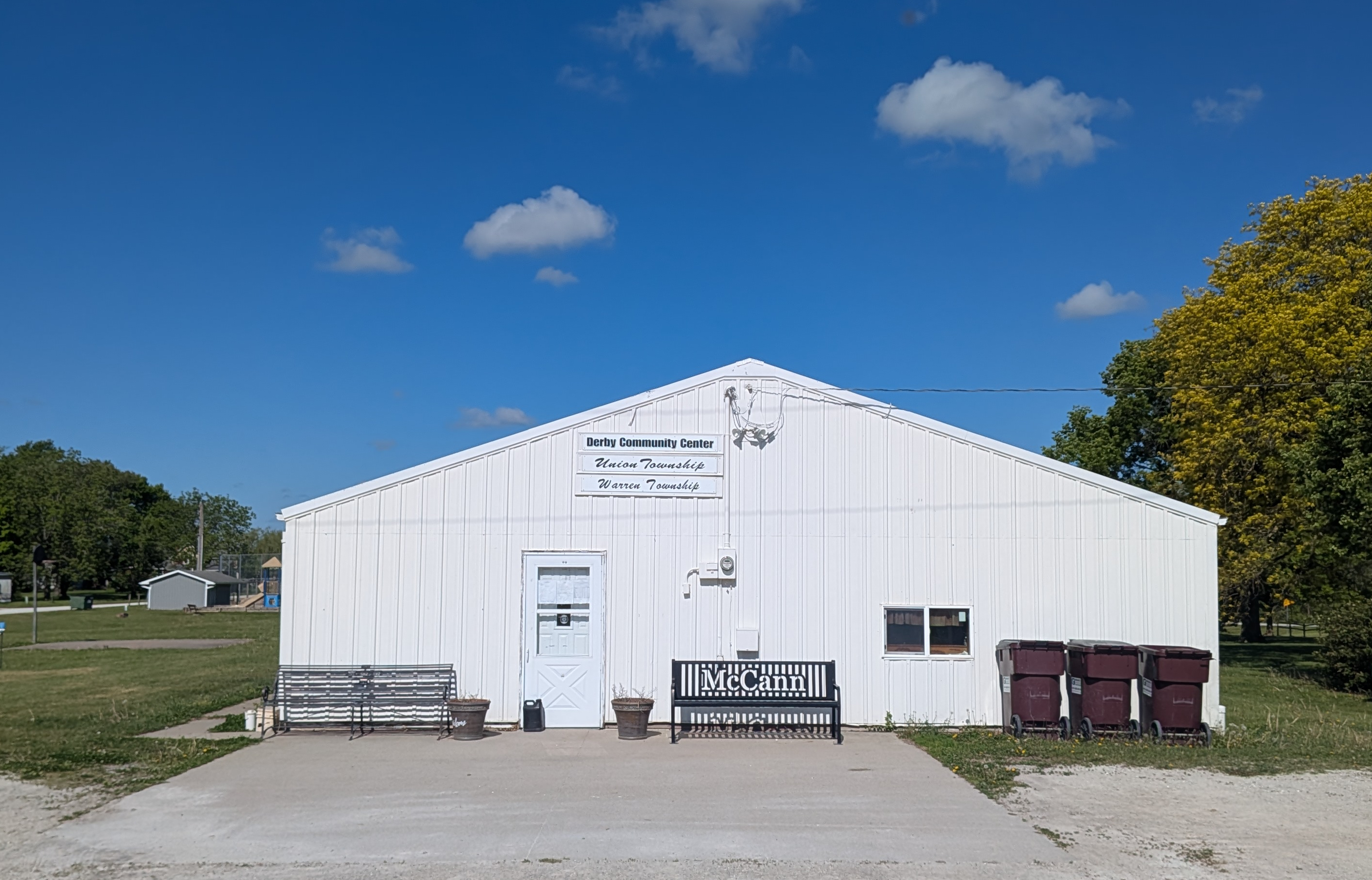 Commercial robots derby - Derby, IA
