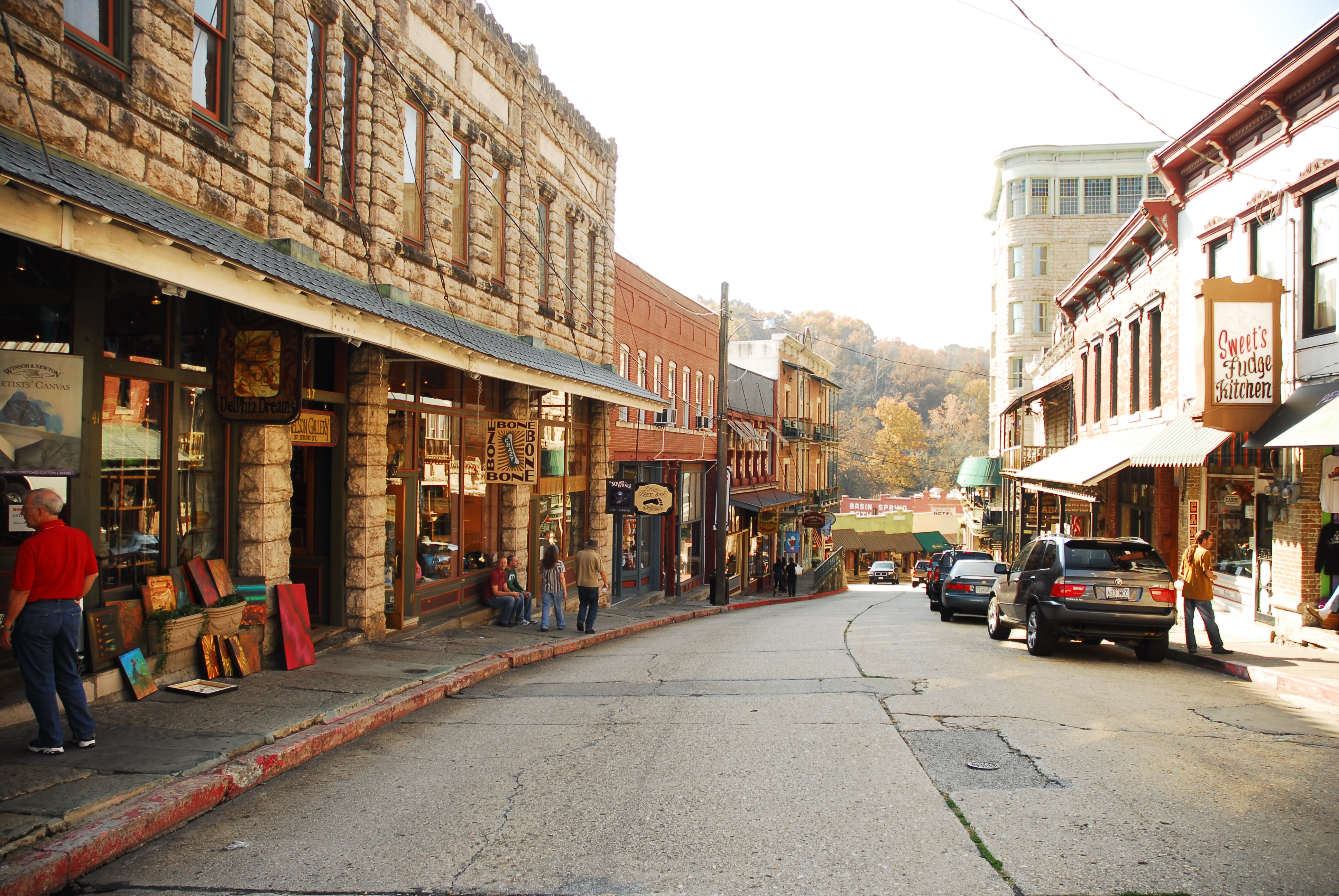 Commercial robots eureka springs - Eureka Springs, AR