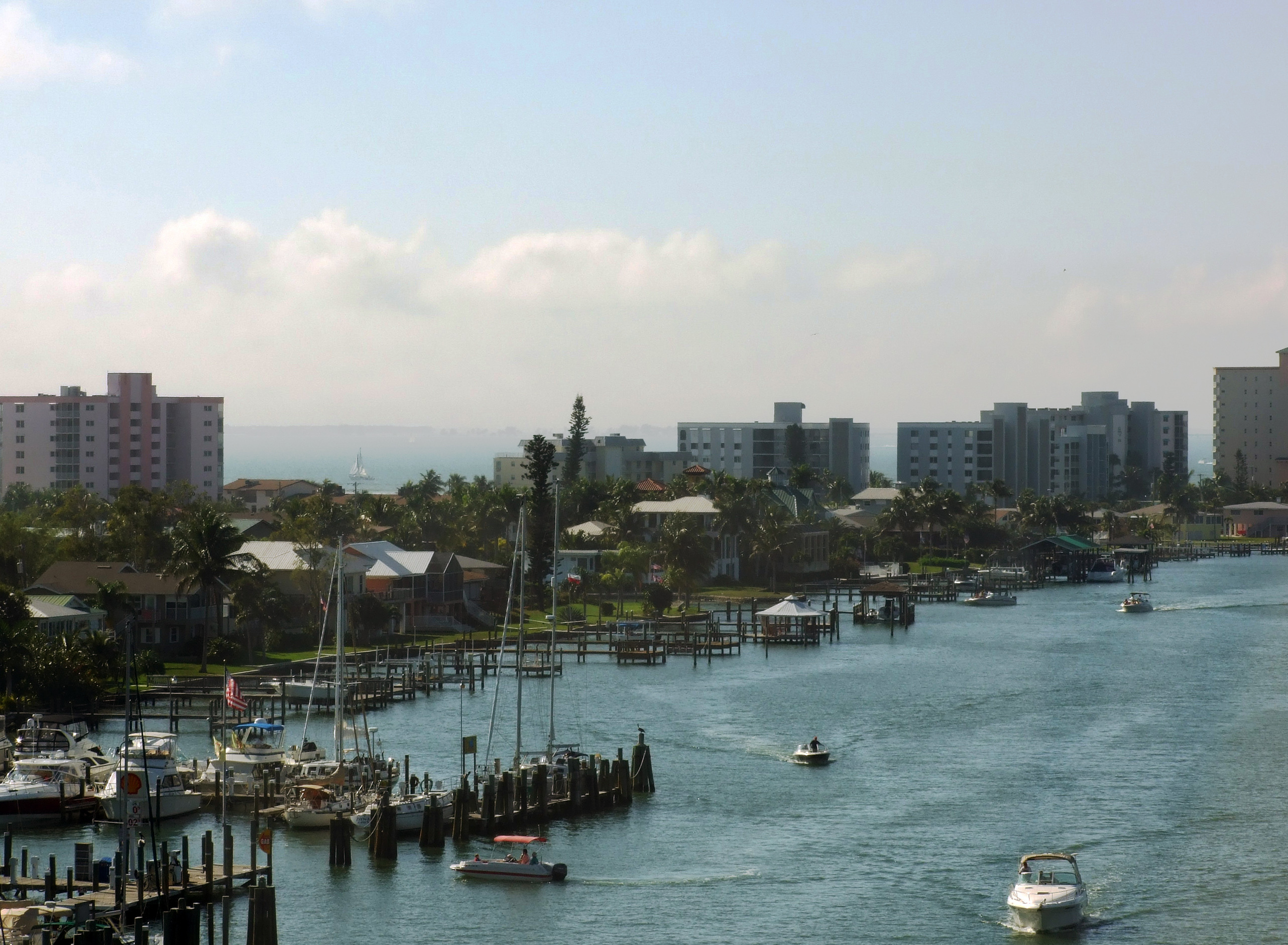 Commercial robots fort myers beach - Fort Myers Beach, FL