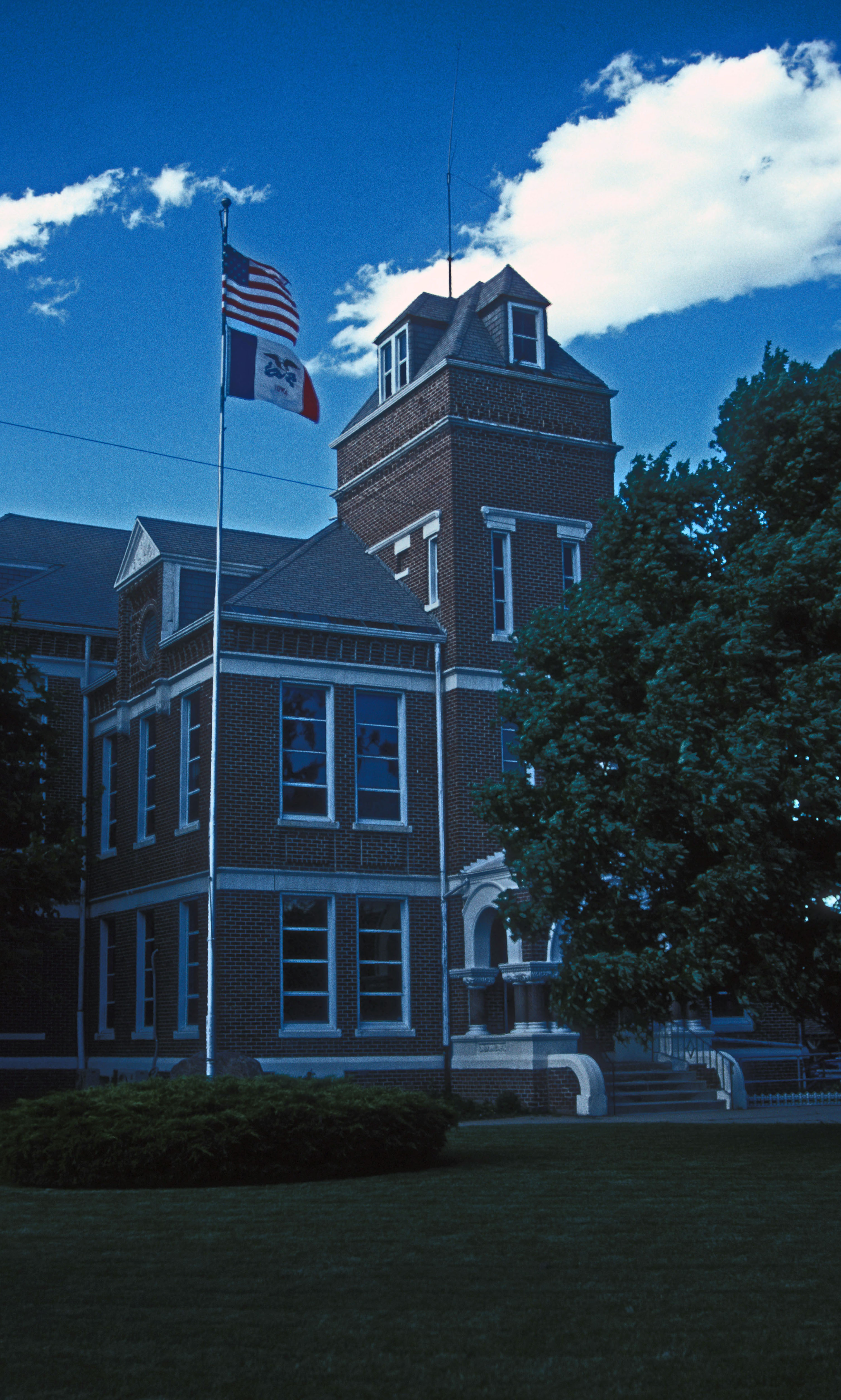 Commercial robots fremont county - Fremont County, IA