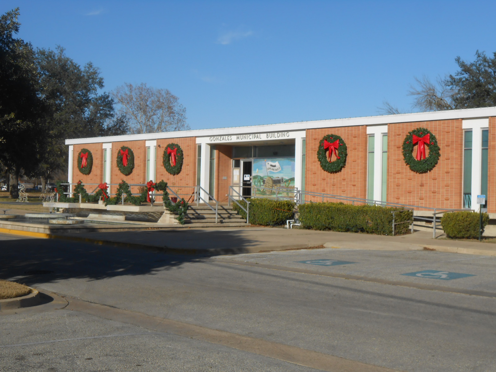 Commercial robots gonzales - Gonzales, TX