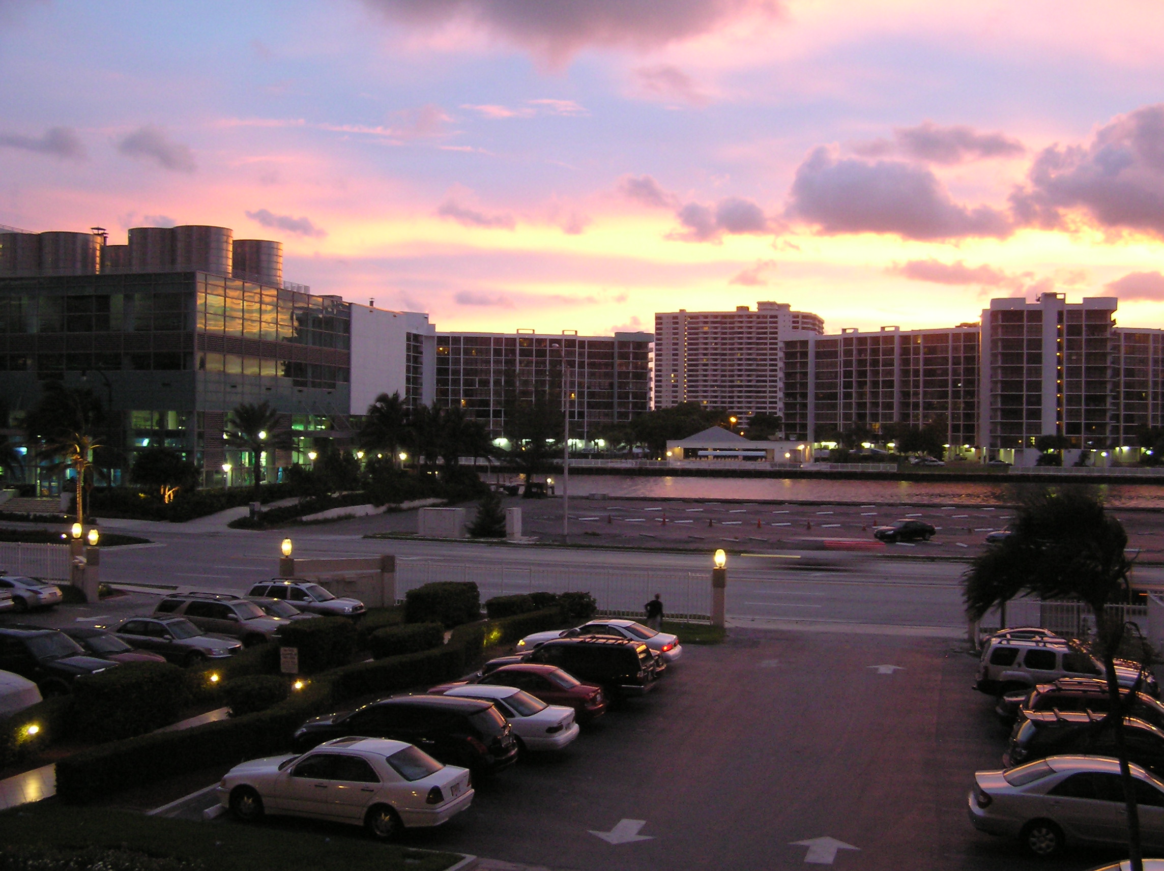 Commercial robots hallandale beach - Hallandale Beach, FL