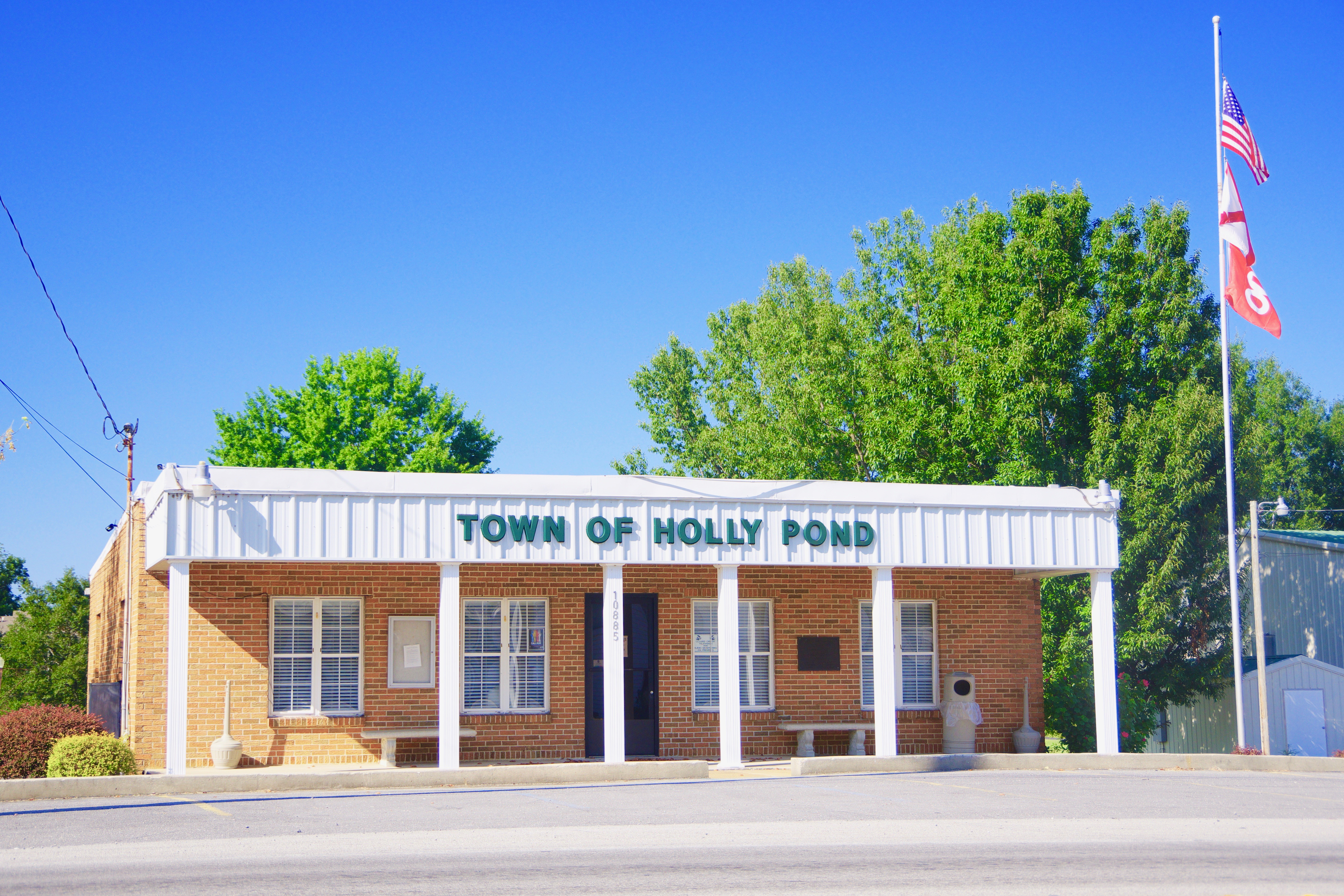 Commercial robots holly pond - Holly Pond, AL
