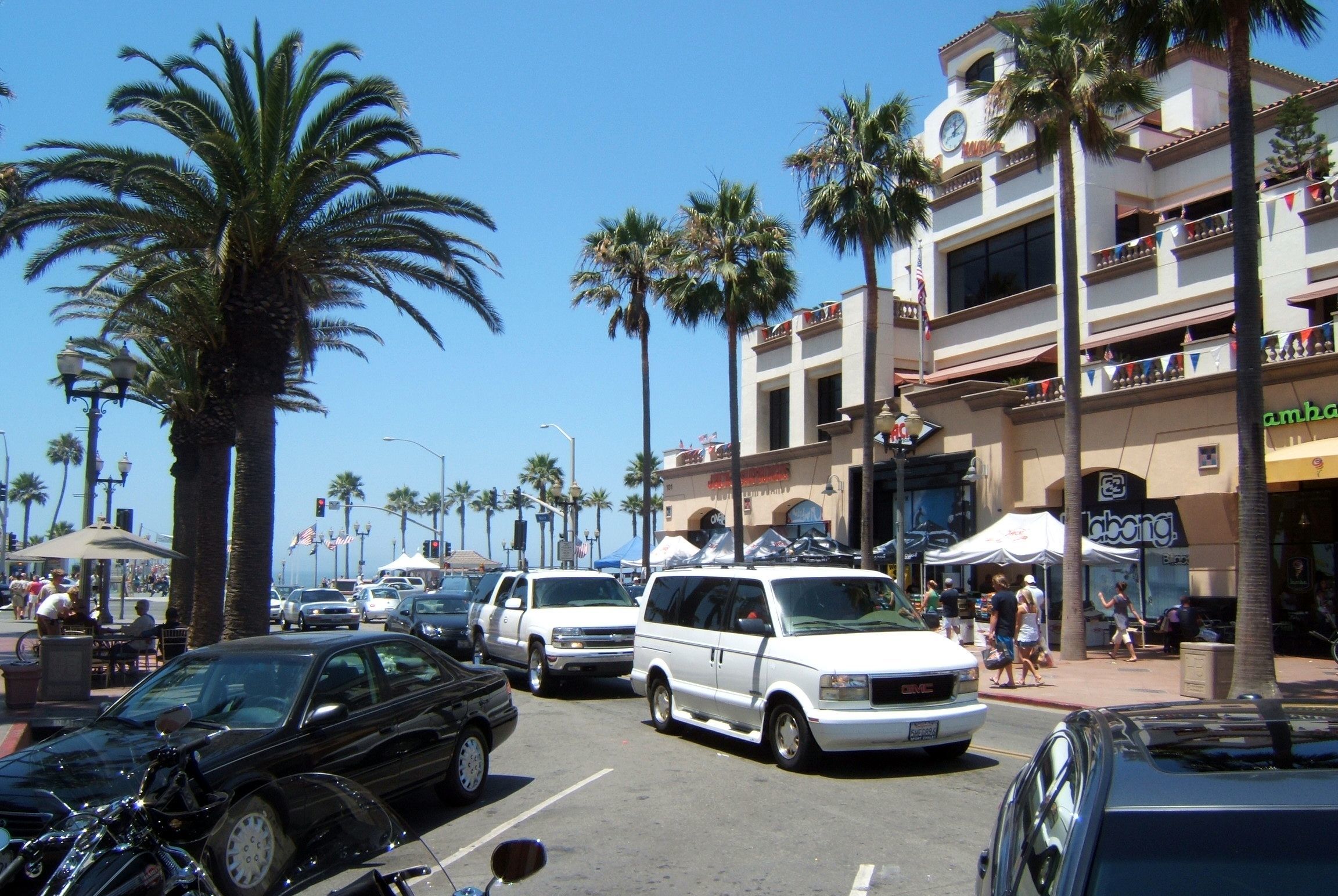 Commercial robots huntington beach - Huntington Beach, CA