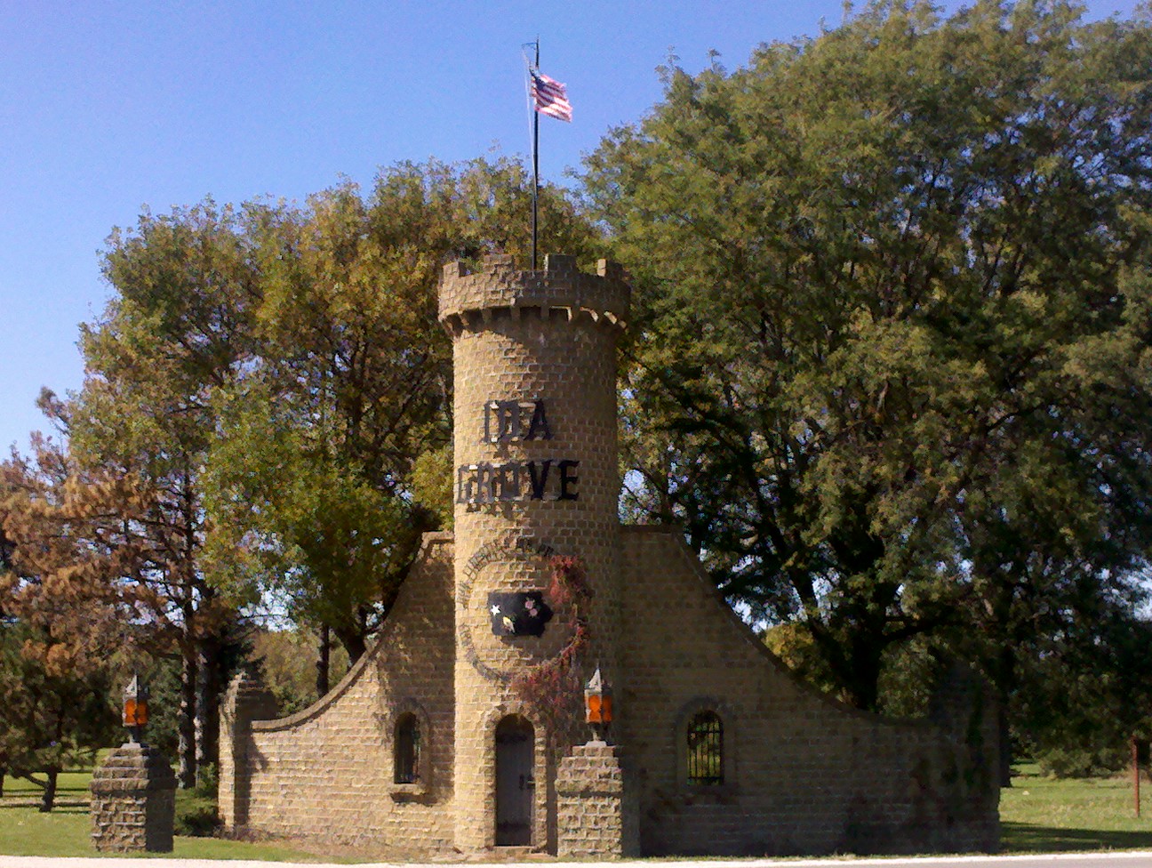 Commercial robots ida grove - Ida Grove, IA
