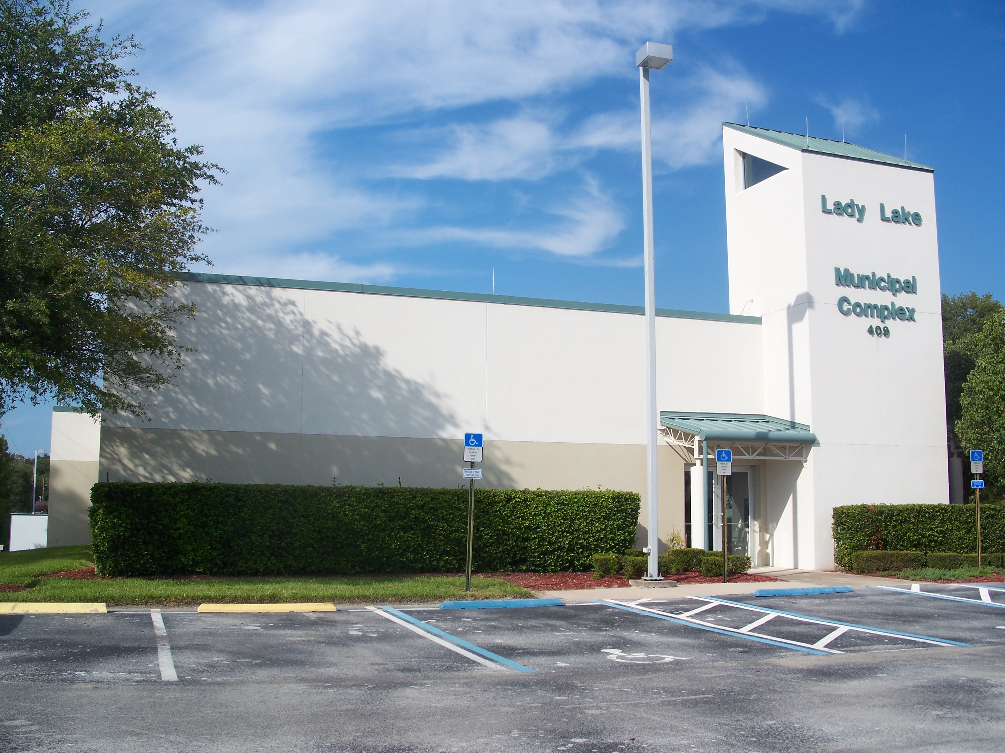 Commercial robots lady lake - Lady Lake, FL