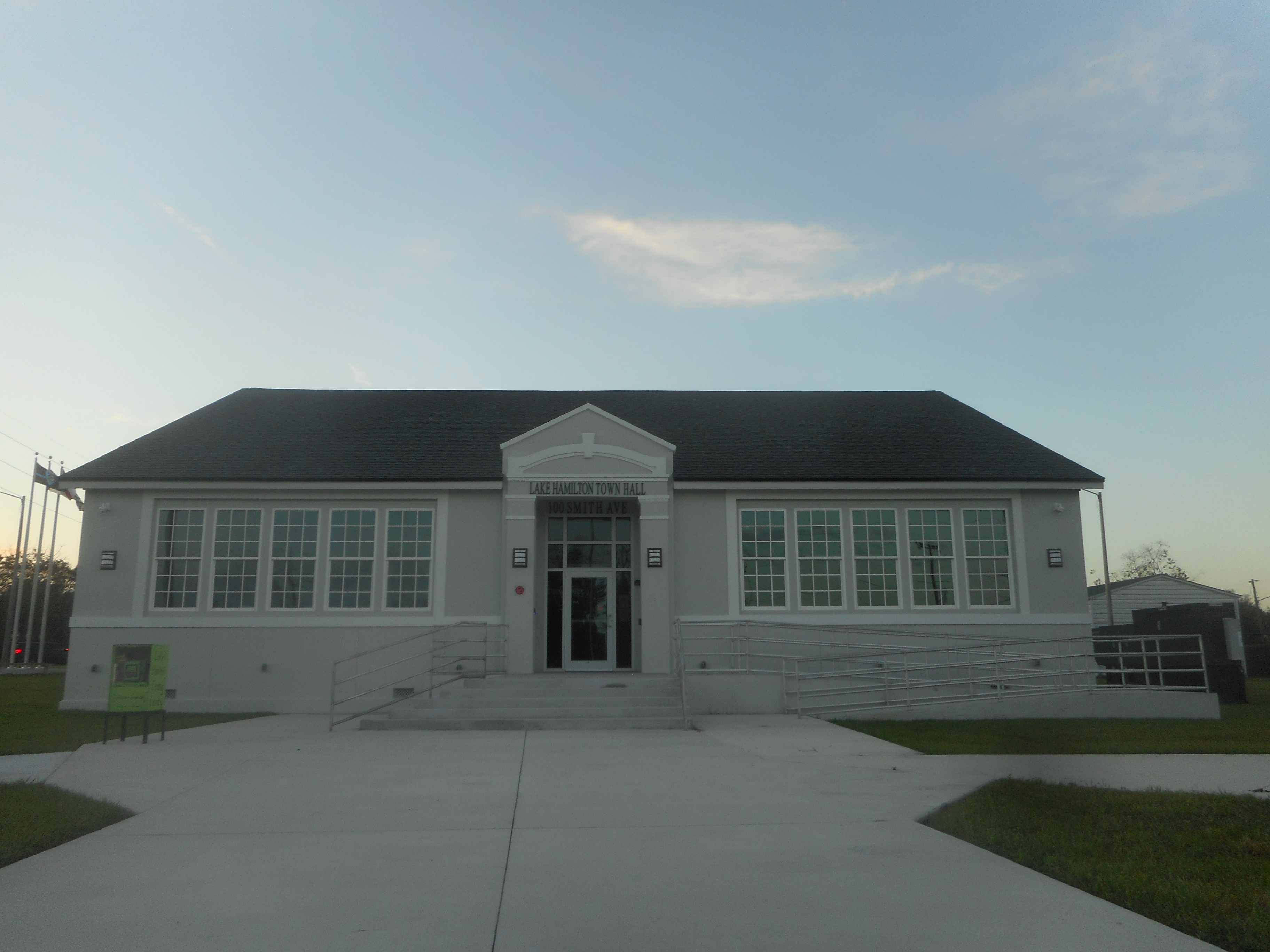 Commercial robots lake hamilton - Lake Hamilton, FL