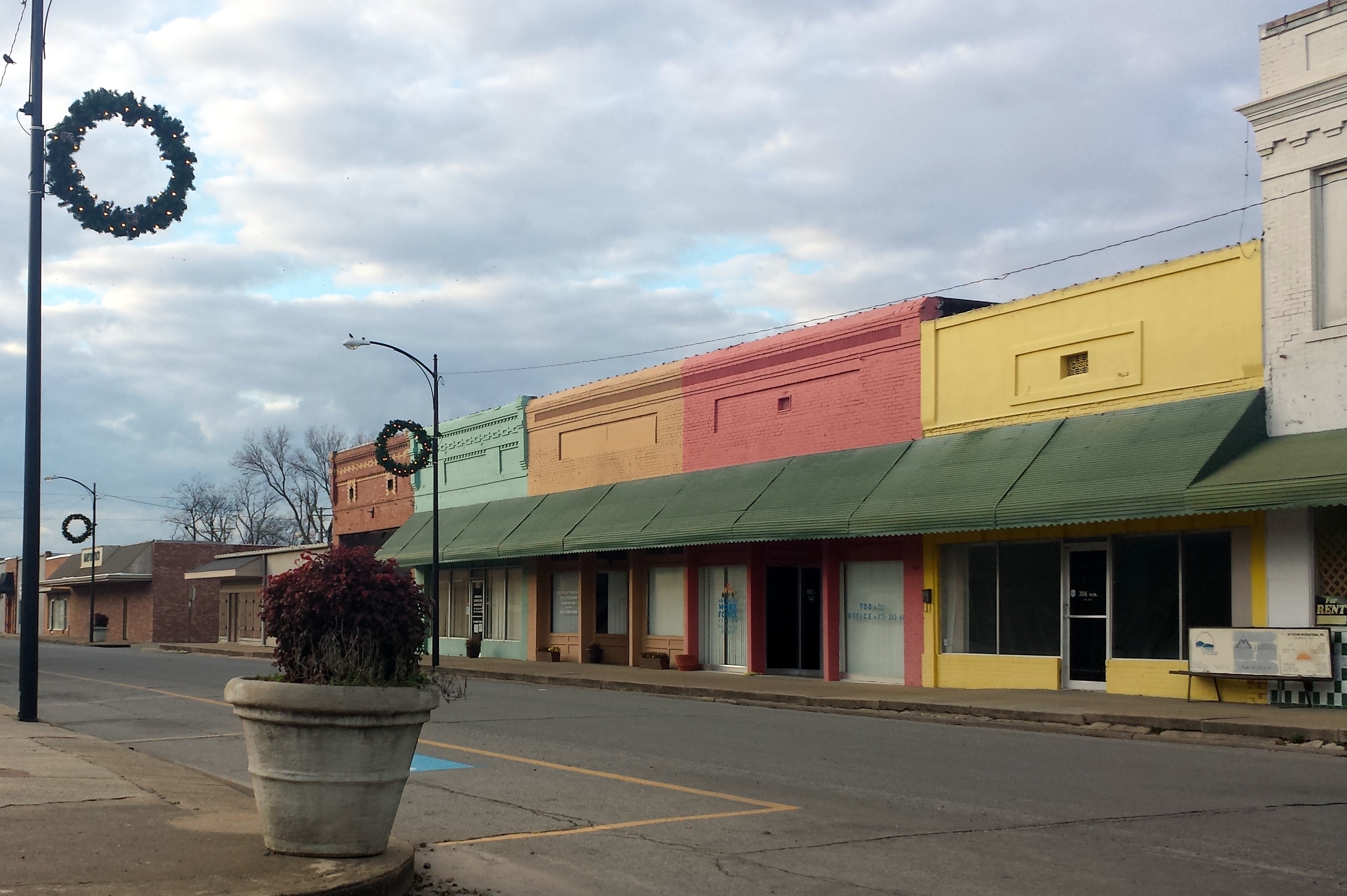 Commercial robots lake village - Lake Village, AR