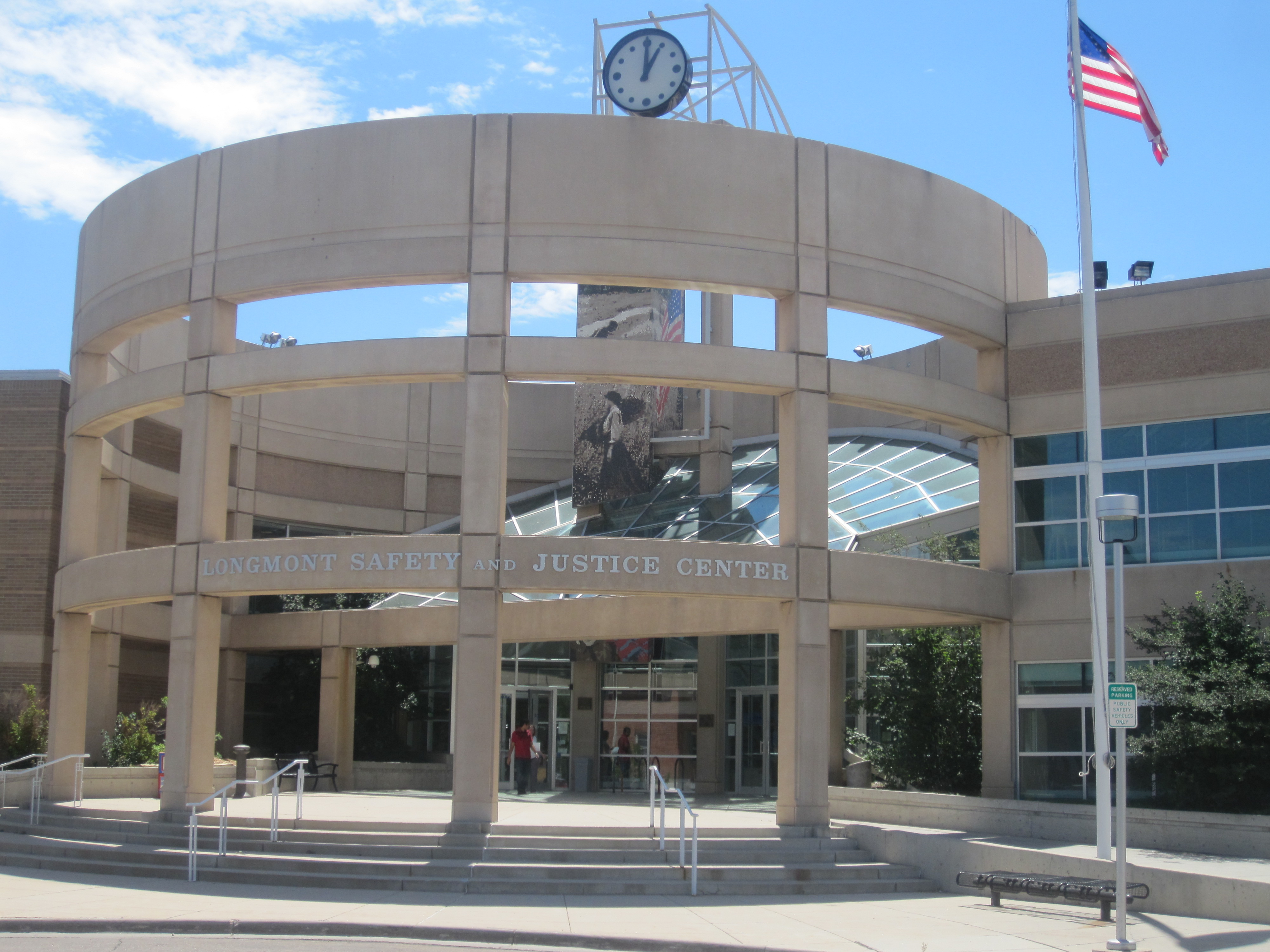 Commercial robots longmont - Longmont, CO