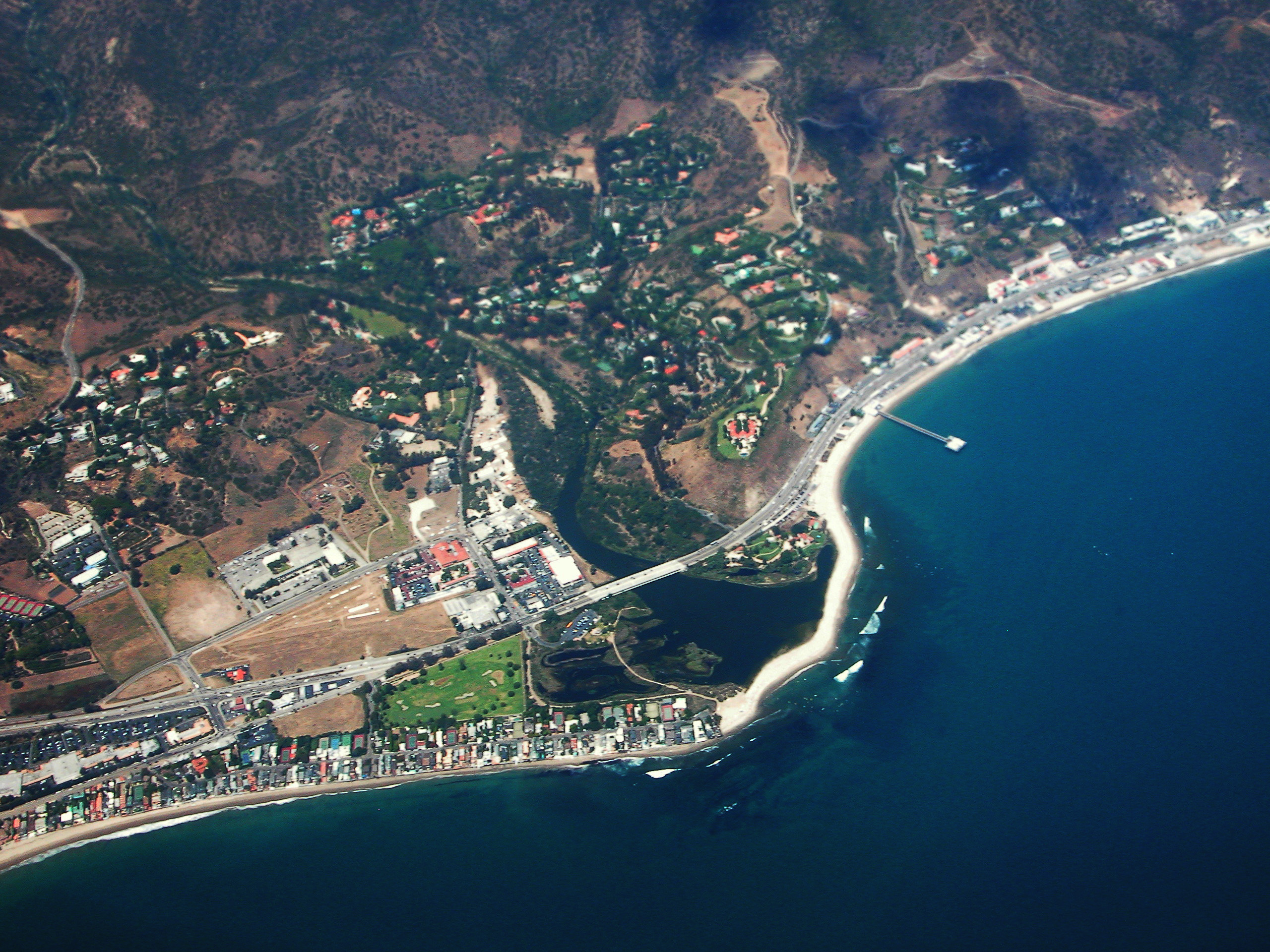 Commercial robots malibu - Malibu, CA