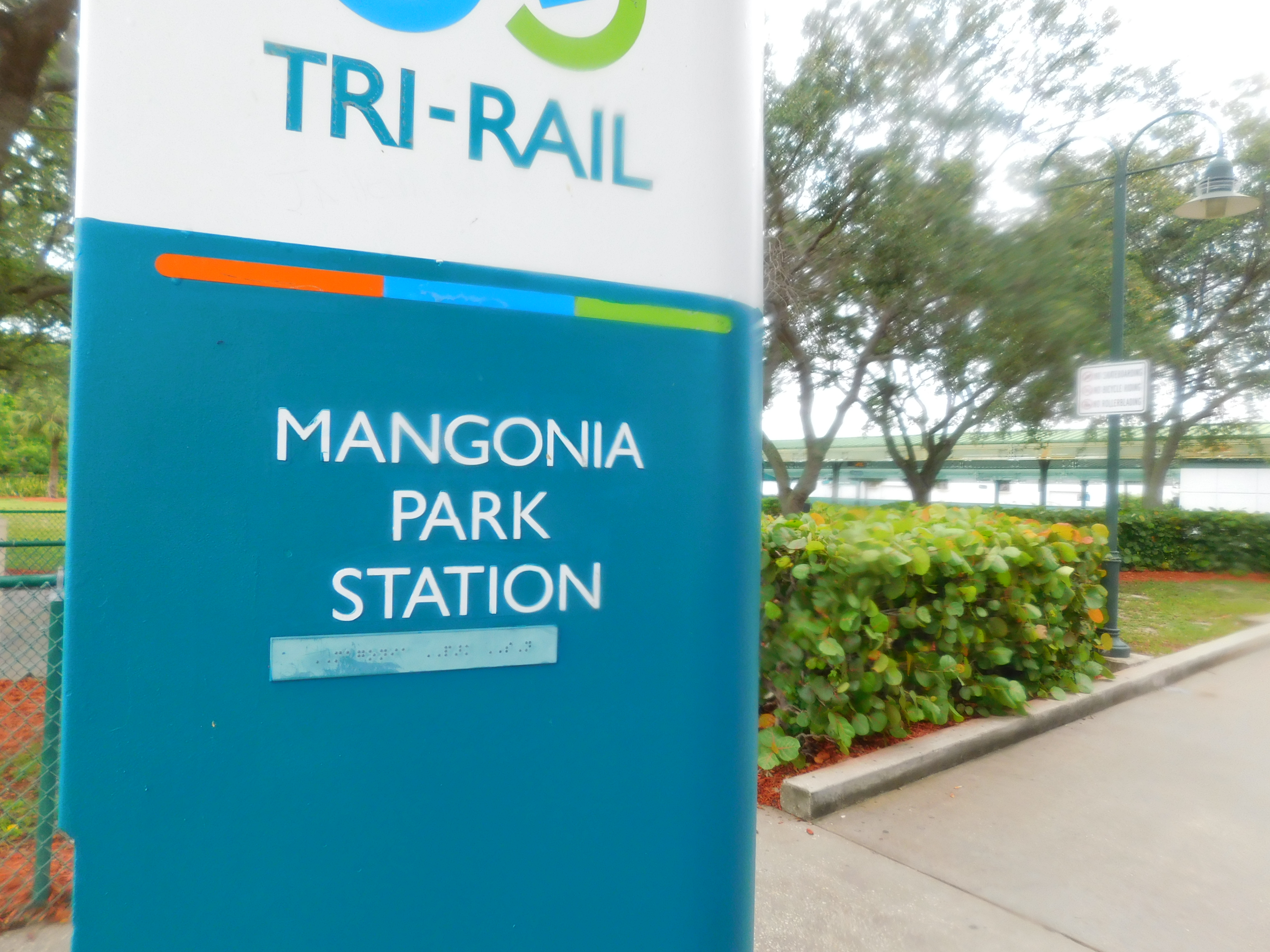 Commercial robots mangonia park - Mangonia Park, FL
