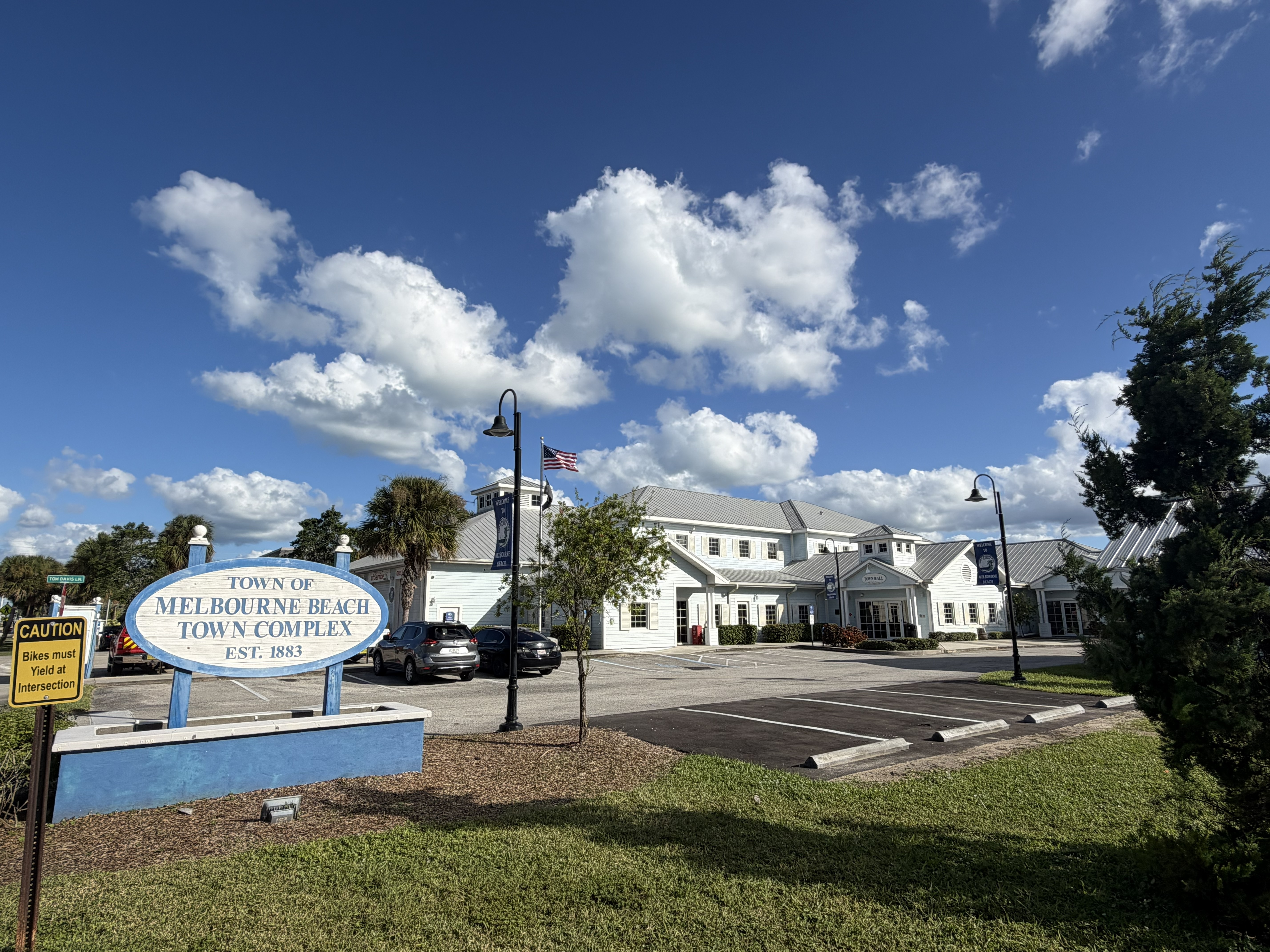 Commercial robots melbourne beach - Melbourne Beach, FL