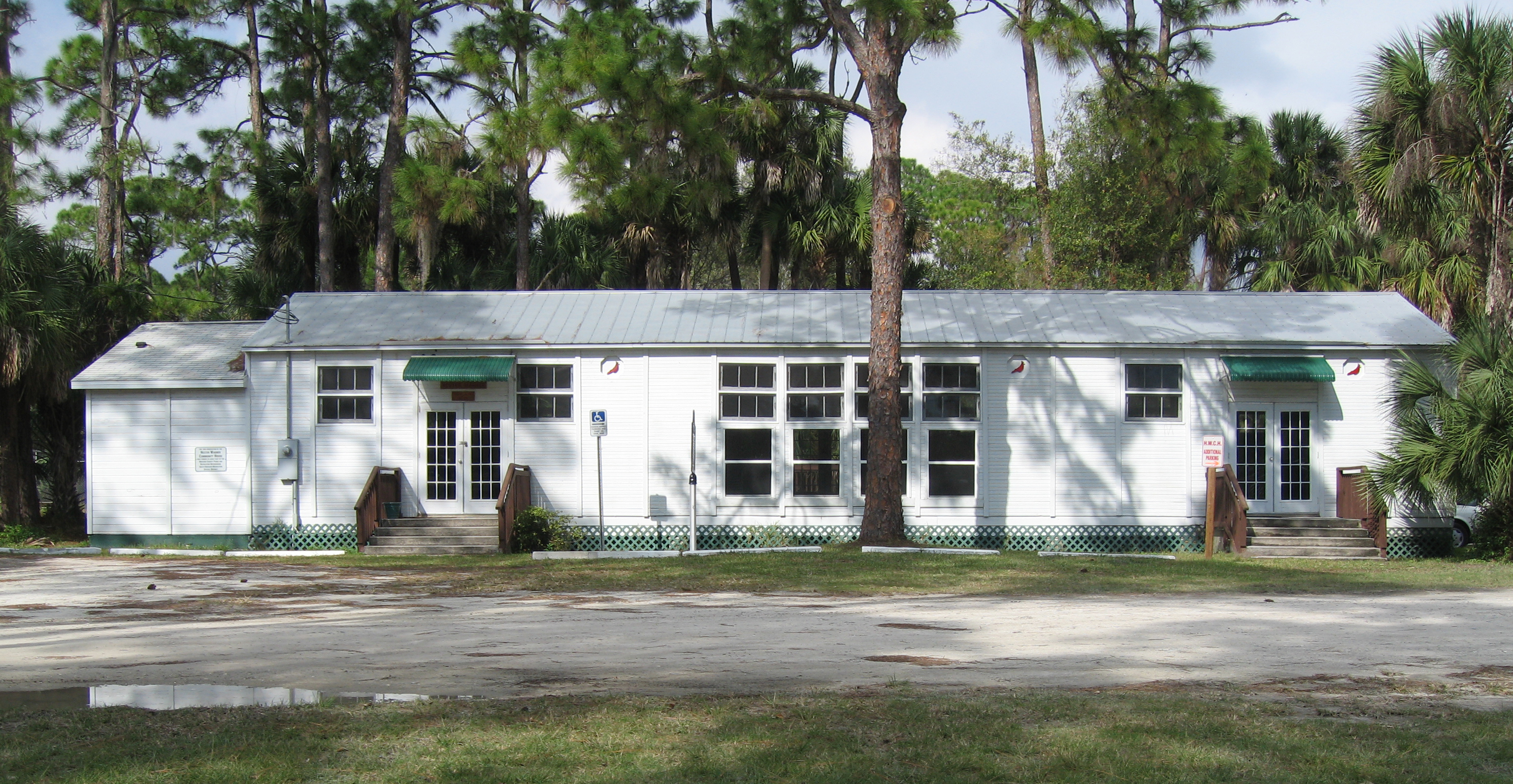 Commercial robots melbourne village - Melbourne Village, FL
