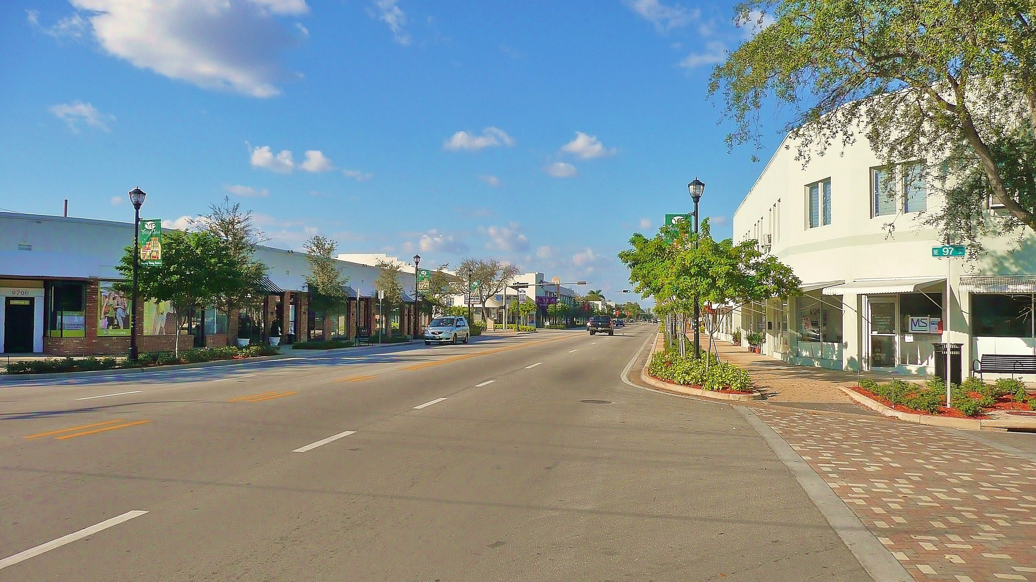 Commercial robots miami shores - Miami Shores, FL