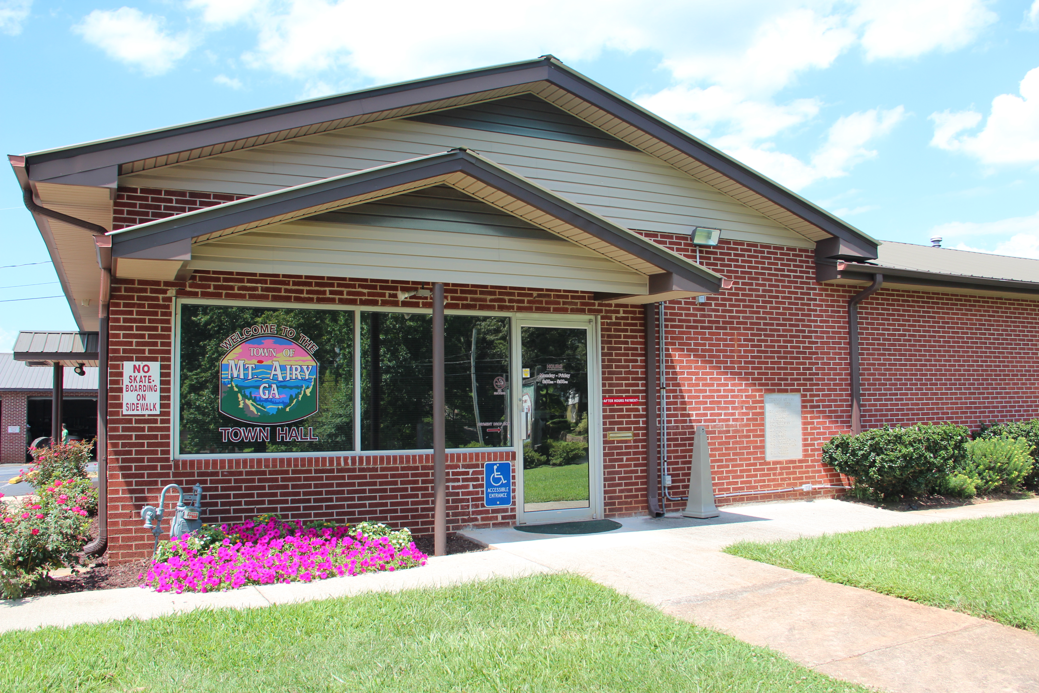 Commercial robots mount airy - Mount Airy, GA