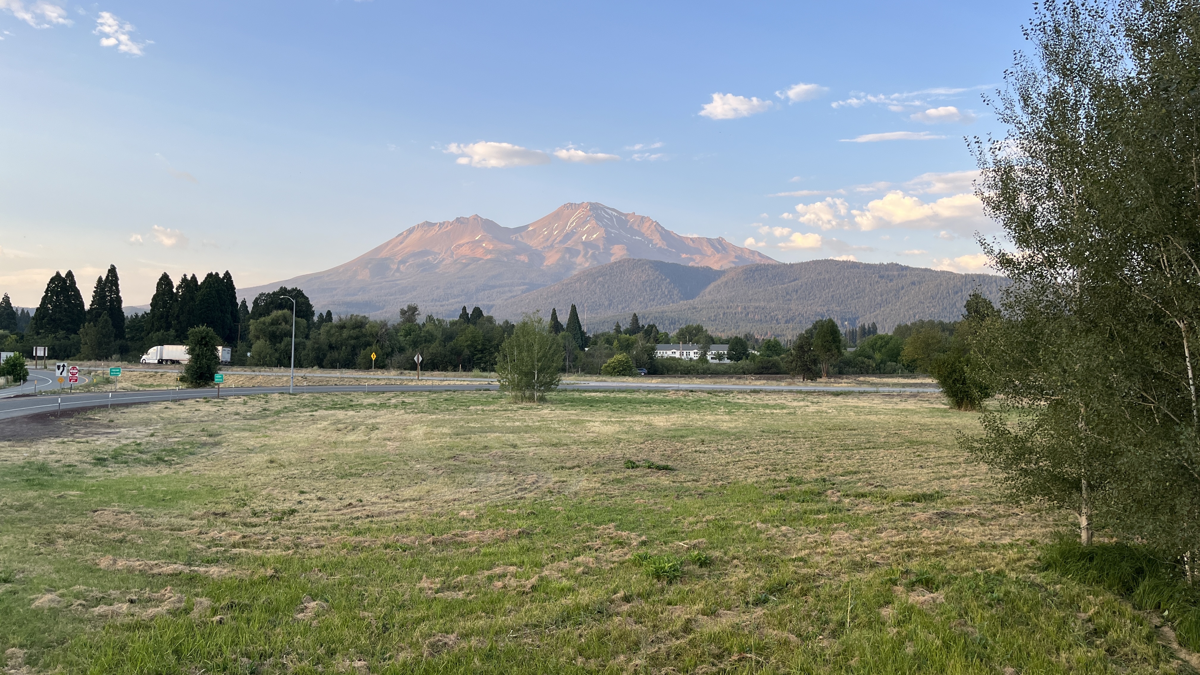 Commercial robots mount shasta - Mount Shasta, CA