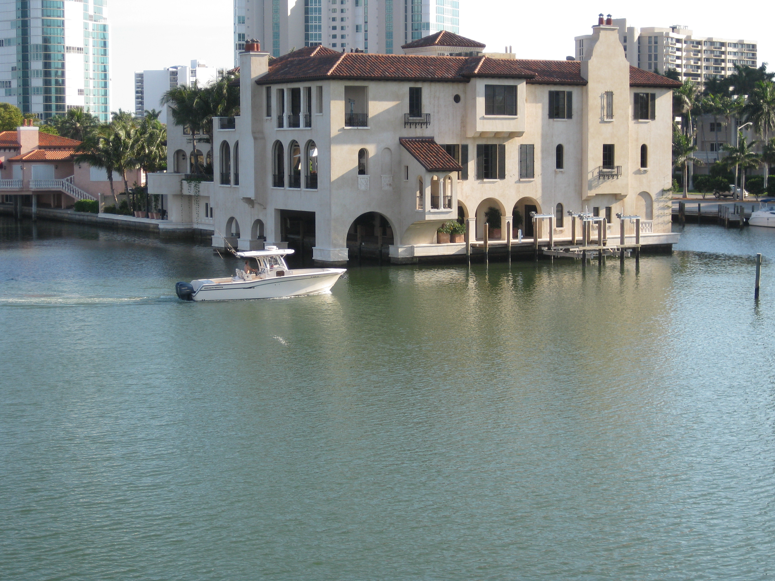 Commercial robots naples - Naples, FL