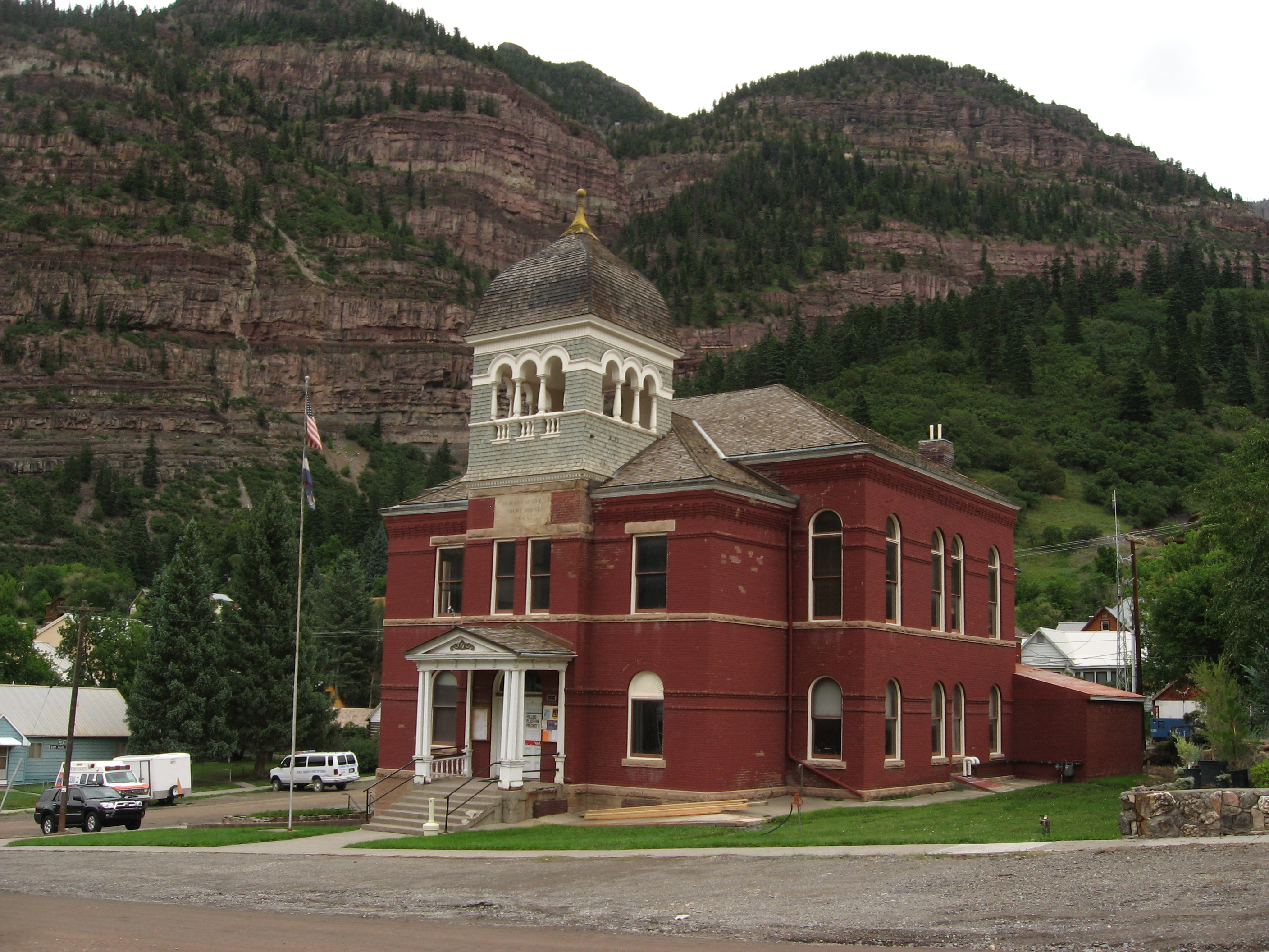 Commercial robots ouray county - Ouray County, CO