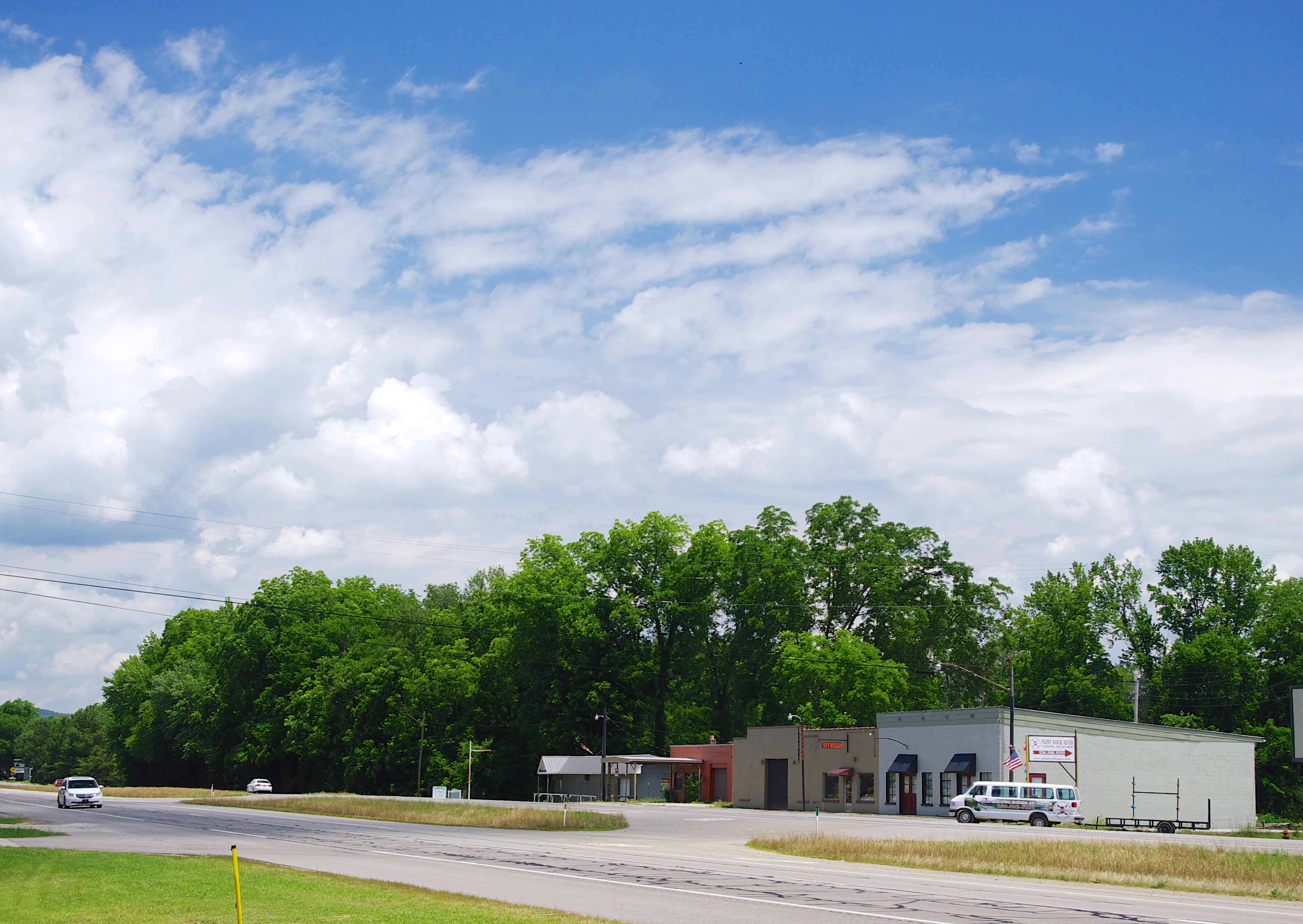 Commercial robots paint rock - Paint Rock, AL