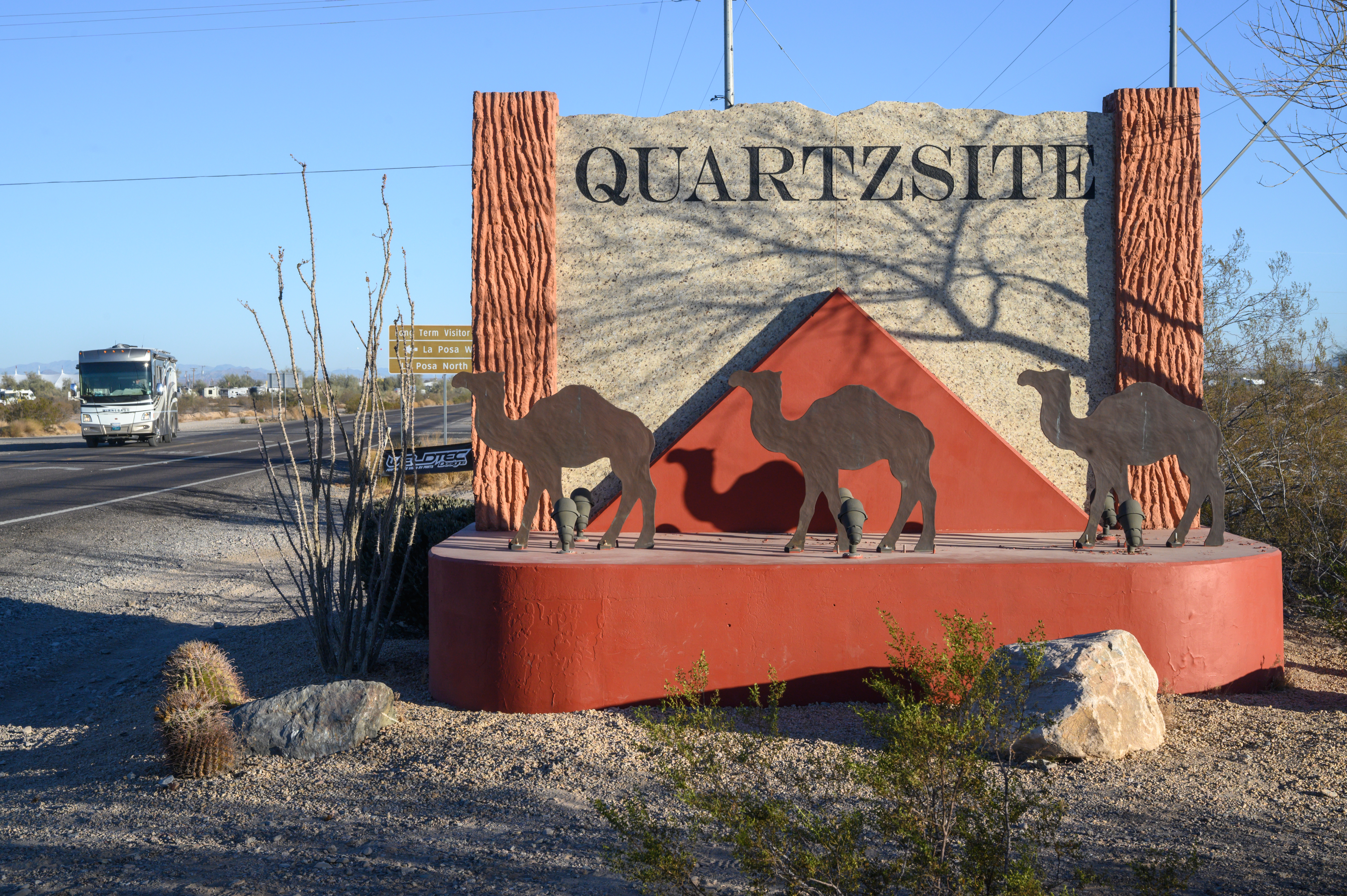 Commercial robots quartzsite - Quartzsite, AZ