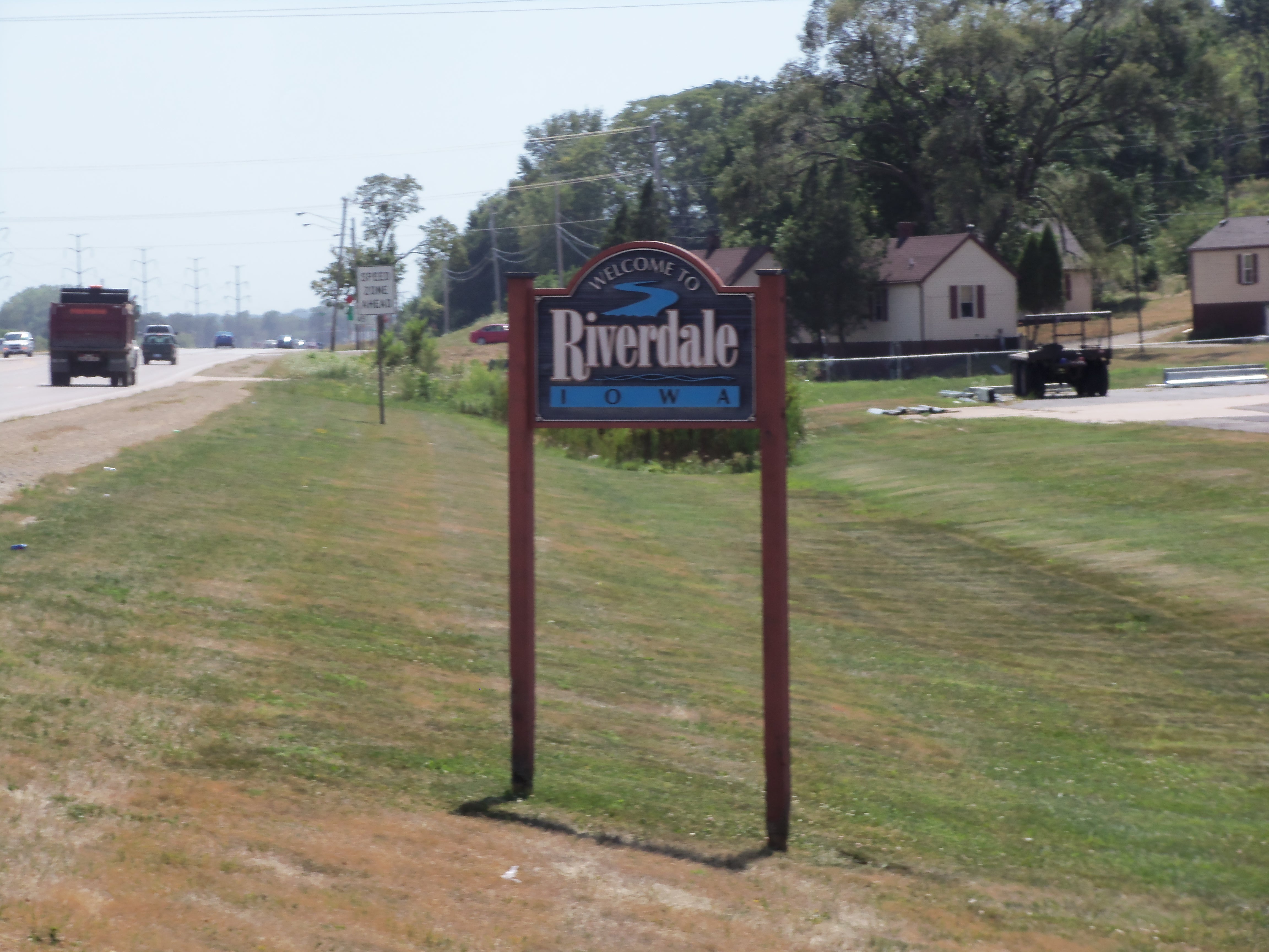 Commercial robots riverdale - Riverdale, IA