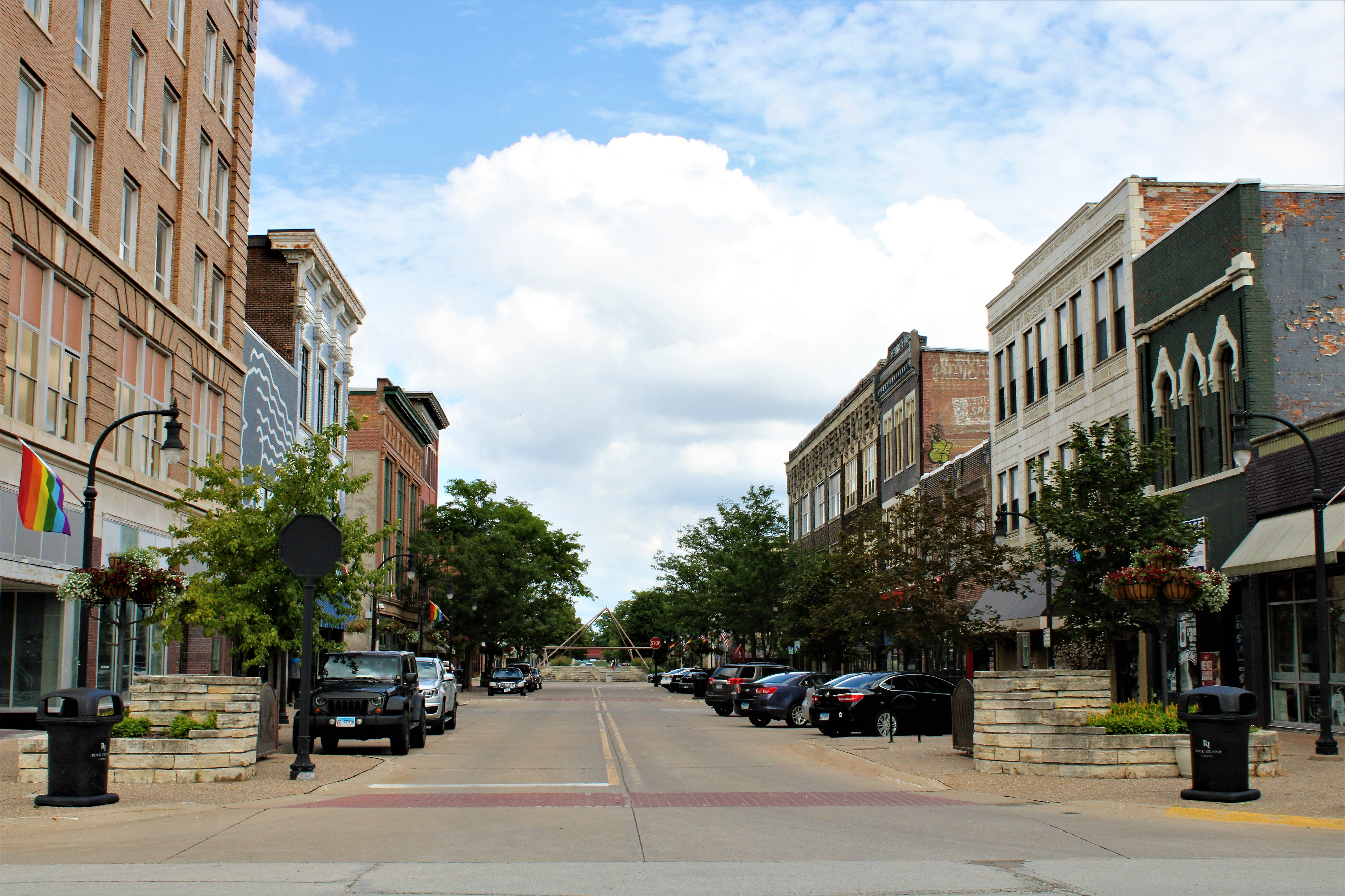 Commercial robots rock island - Rock Island, IL