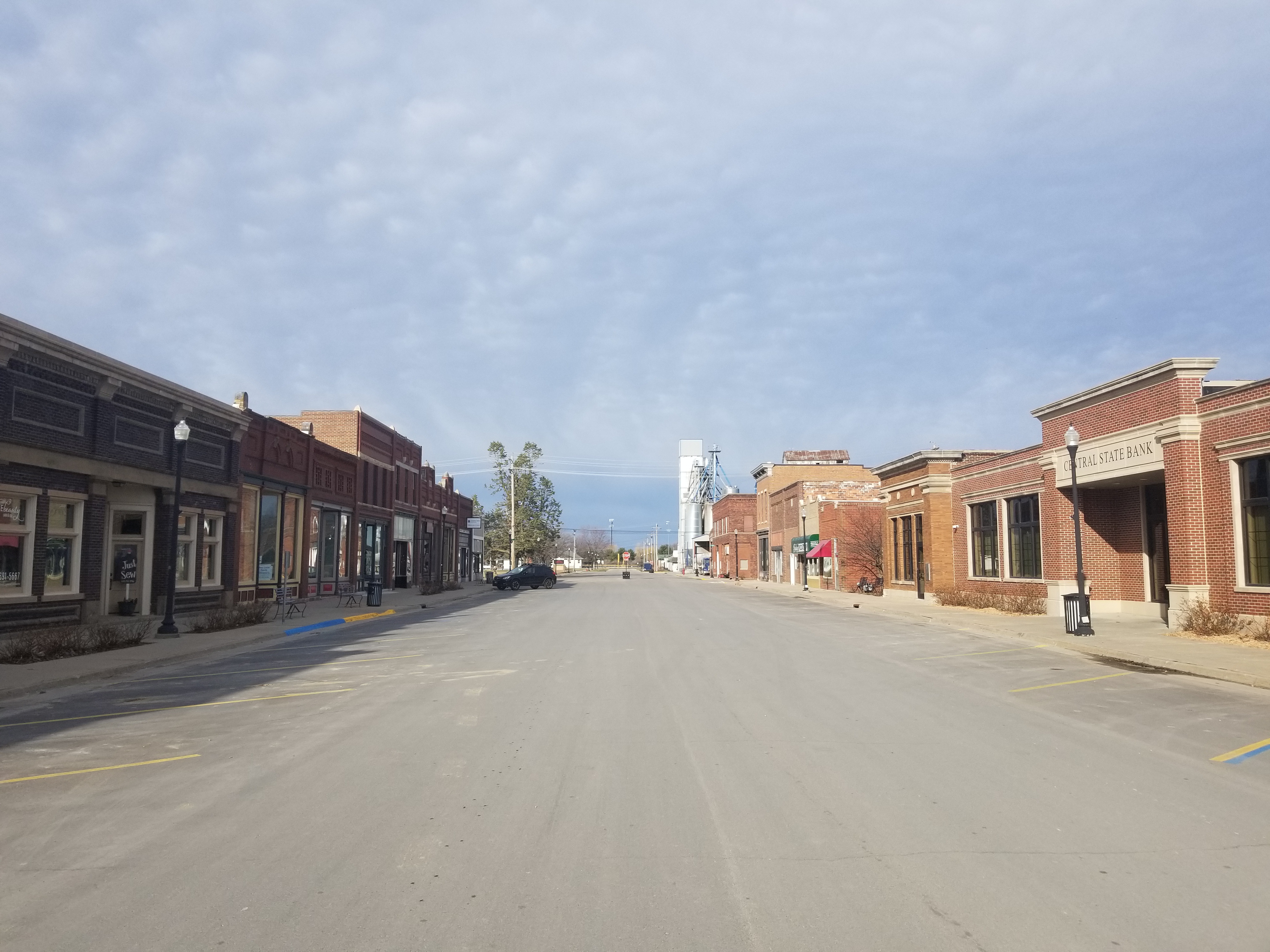 Commercial robots state center - State Center, IA