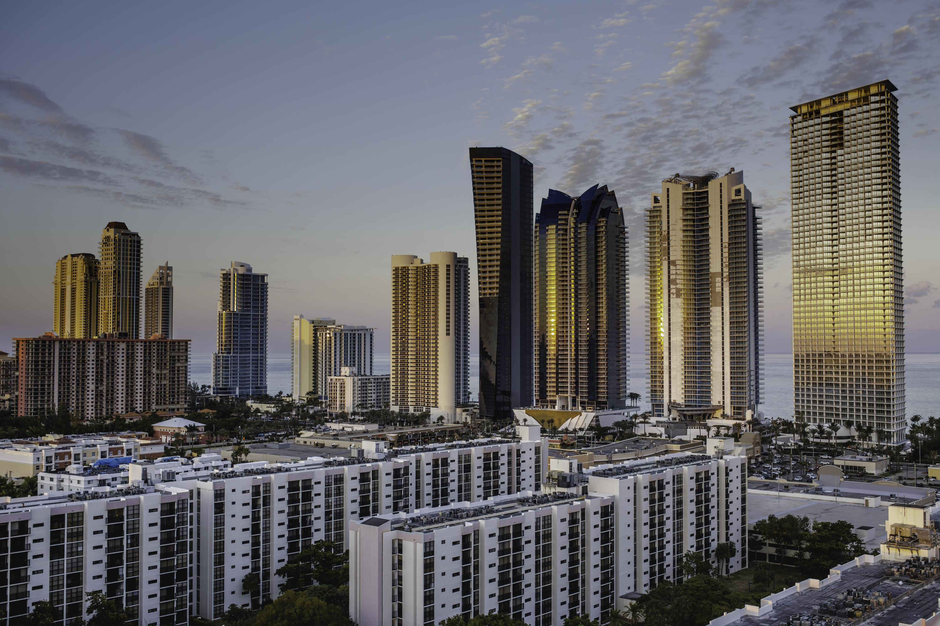 Commercial robots sunny isles beach - Sunny Isles Beach, FL