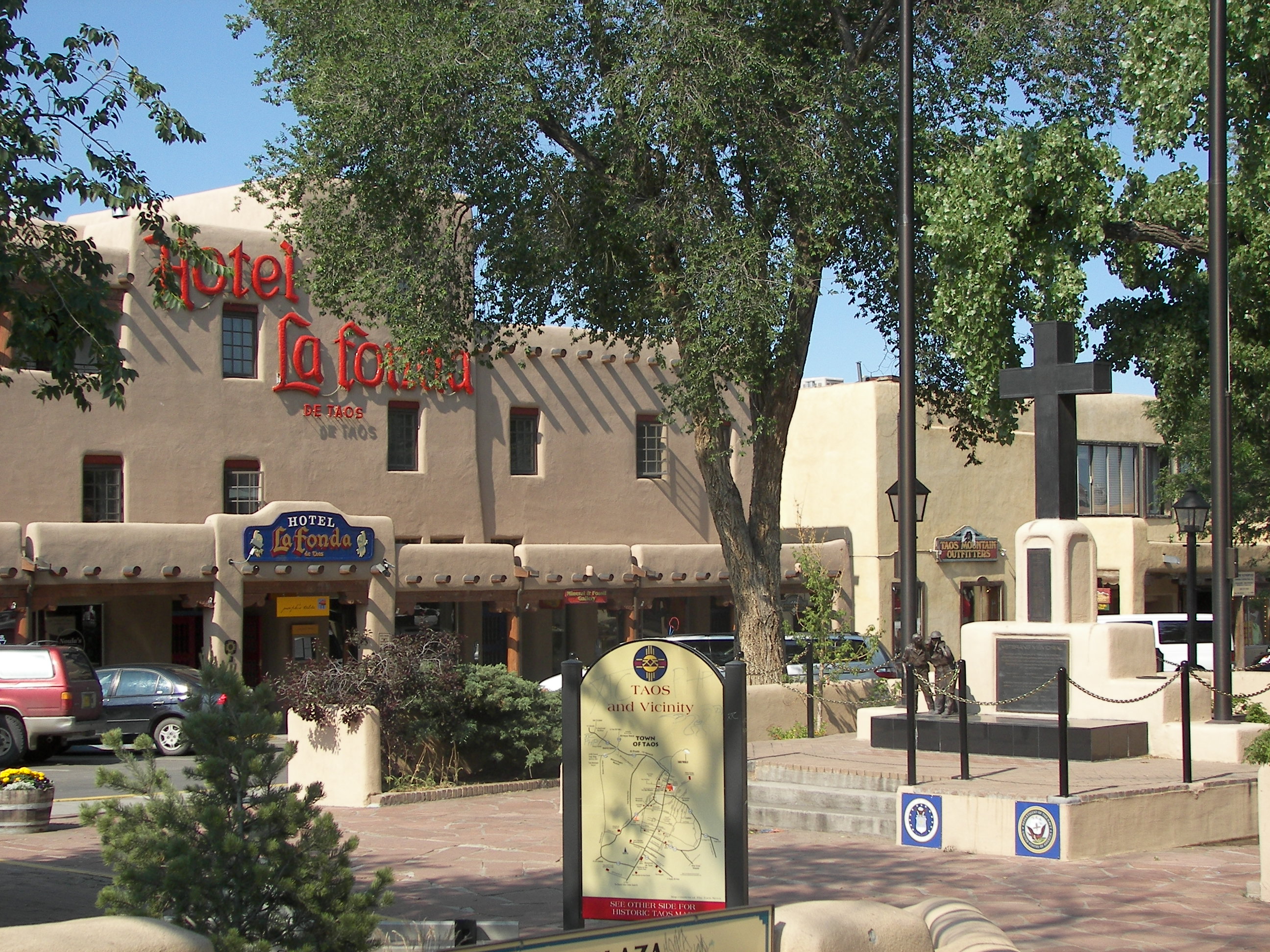 Commercial robots taos - Taos, NM