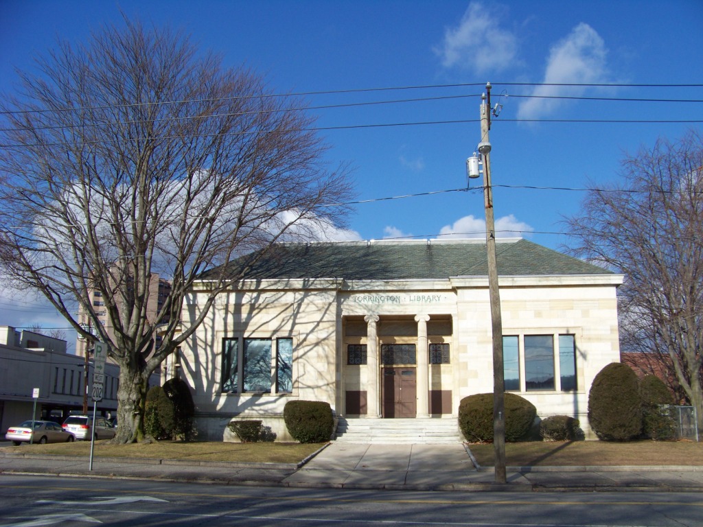 Commercial robots torrington - Torrington, CT