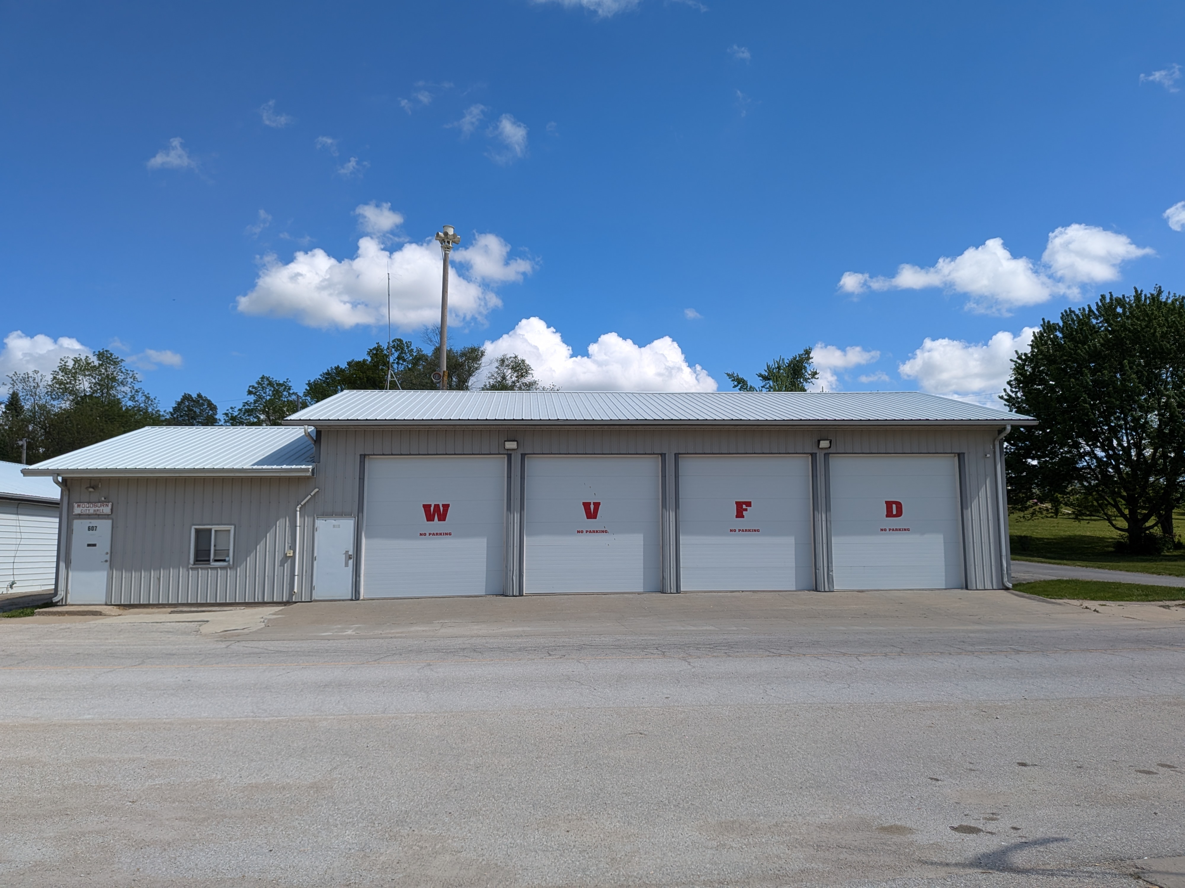 Commercial robots woodburn - Woodburn, IA