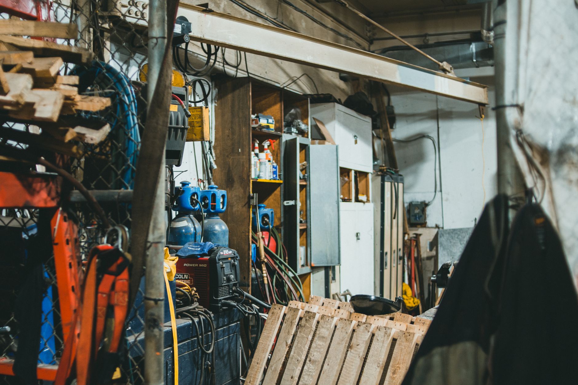 Tool crib runs in a aerospace manufacturing plant